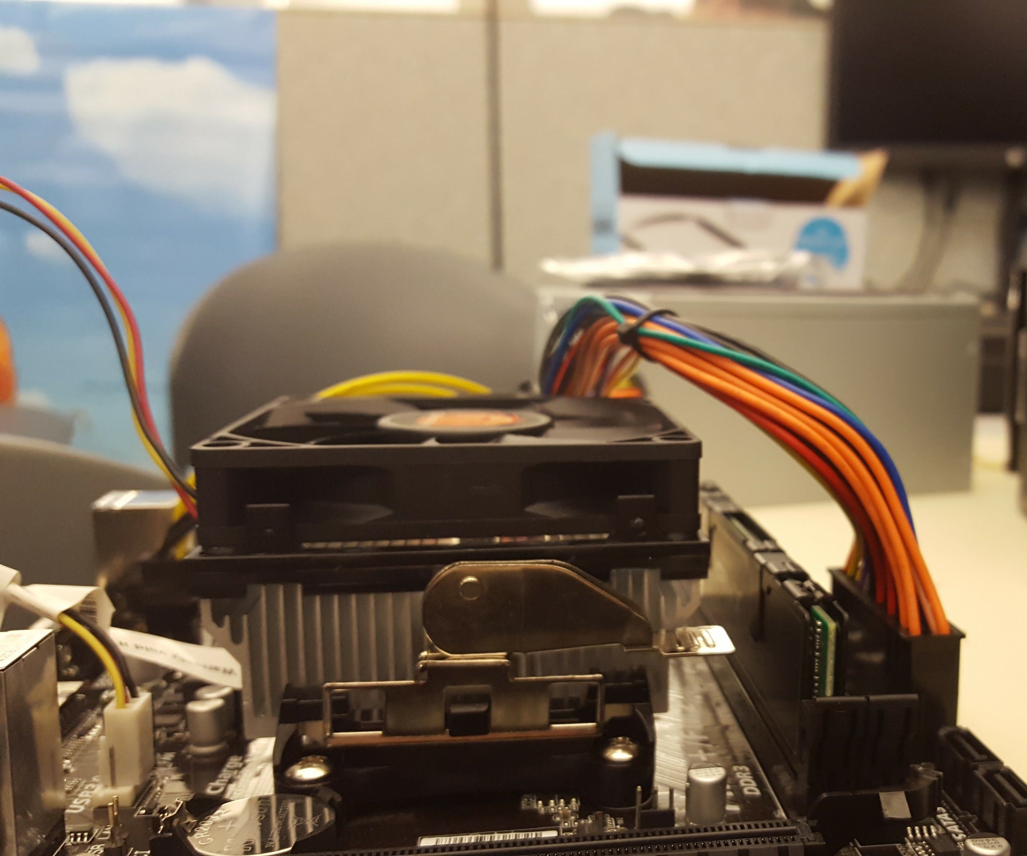 How to Build a Computer : 8 Steps (with Pictures) - Instructables