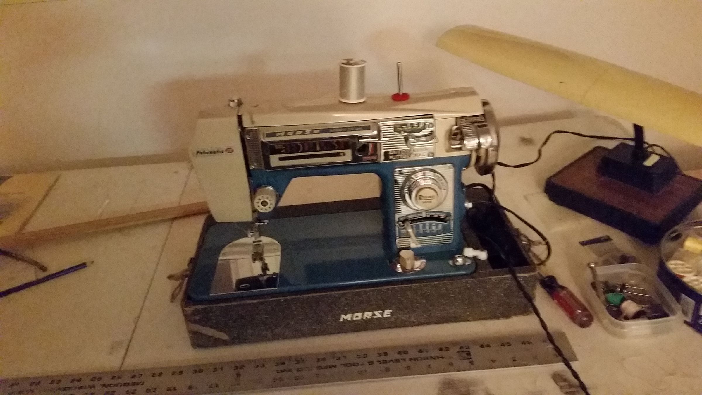 How to Sew (using a Sewing Machine) 5 Steps (with Pictures) Instructables