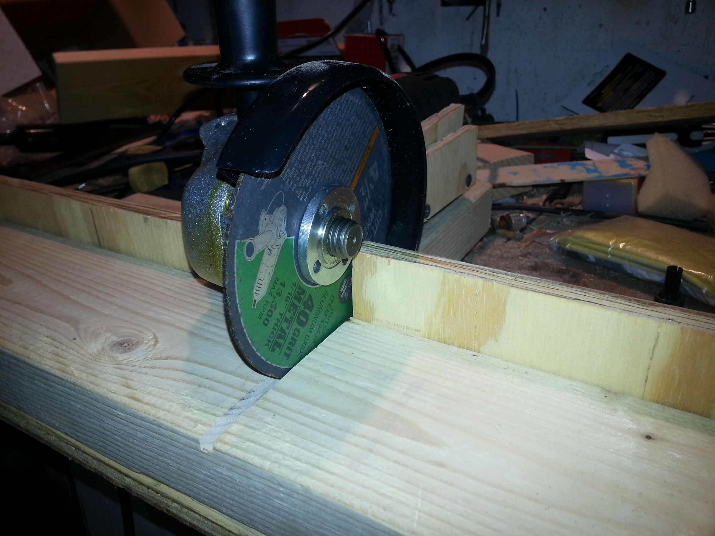 Metal Chop Saw From Grinder Made of Wood 5 Steps (with Pictures