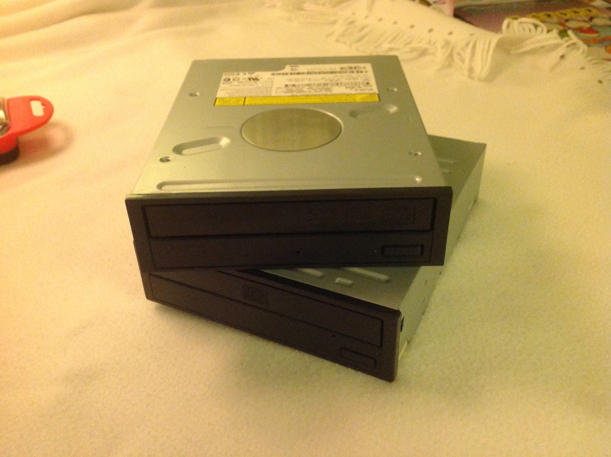 Salvage a Laser Diode From a Cd Driver 4 Steps Instructables