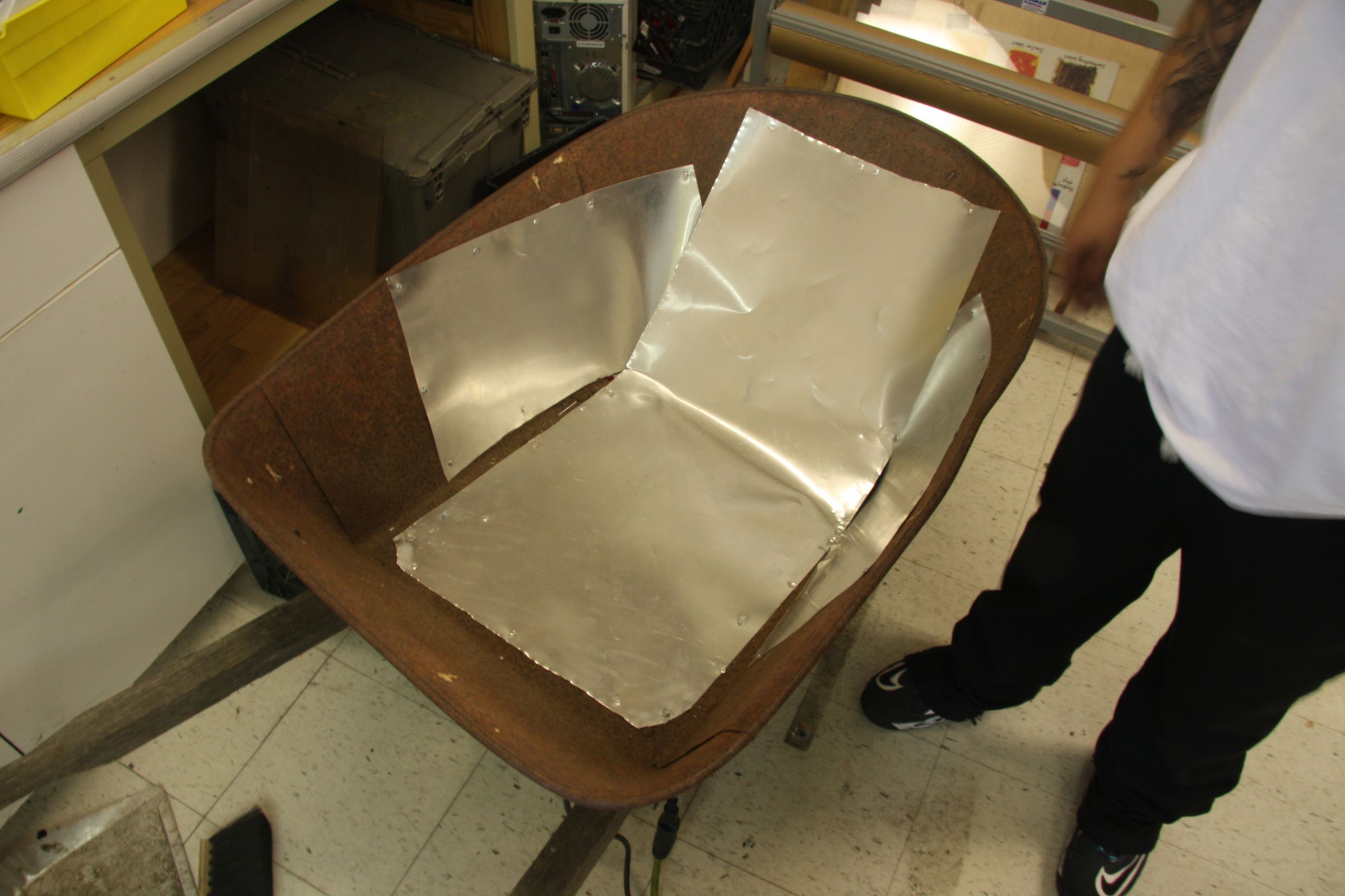 How to Repair a Rusty Wheelbarrow 6 Steps (with Pictures) Instructables