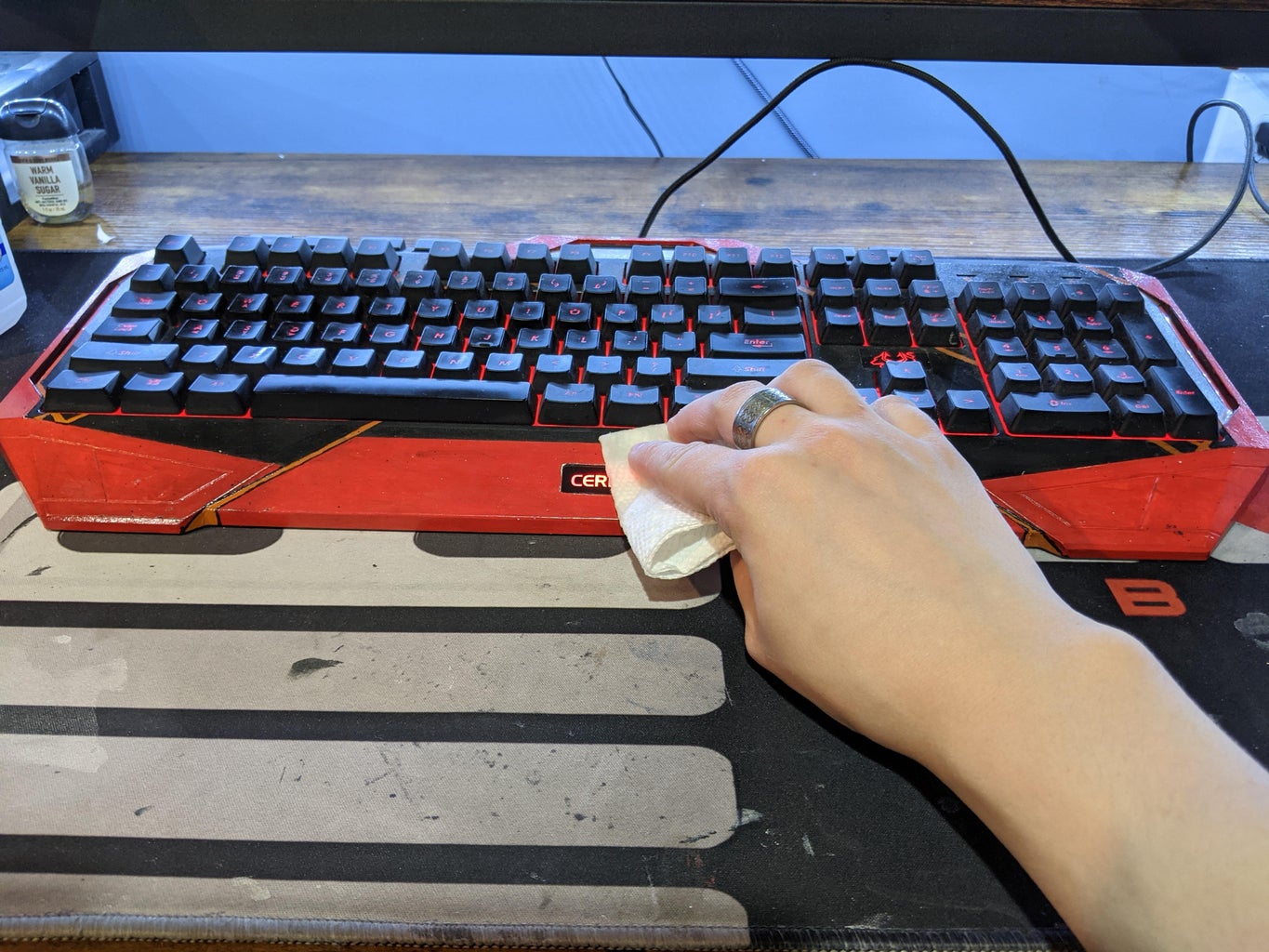 How To Clean A Black Widow Keyboard How to Properly Clean a Keyboard : 10 Steps (with Pictures) - Instructables