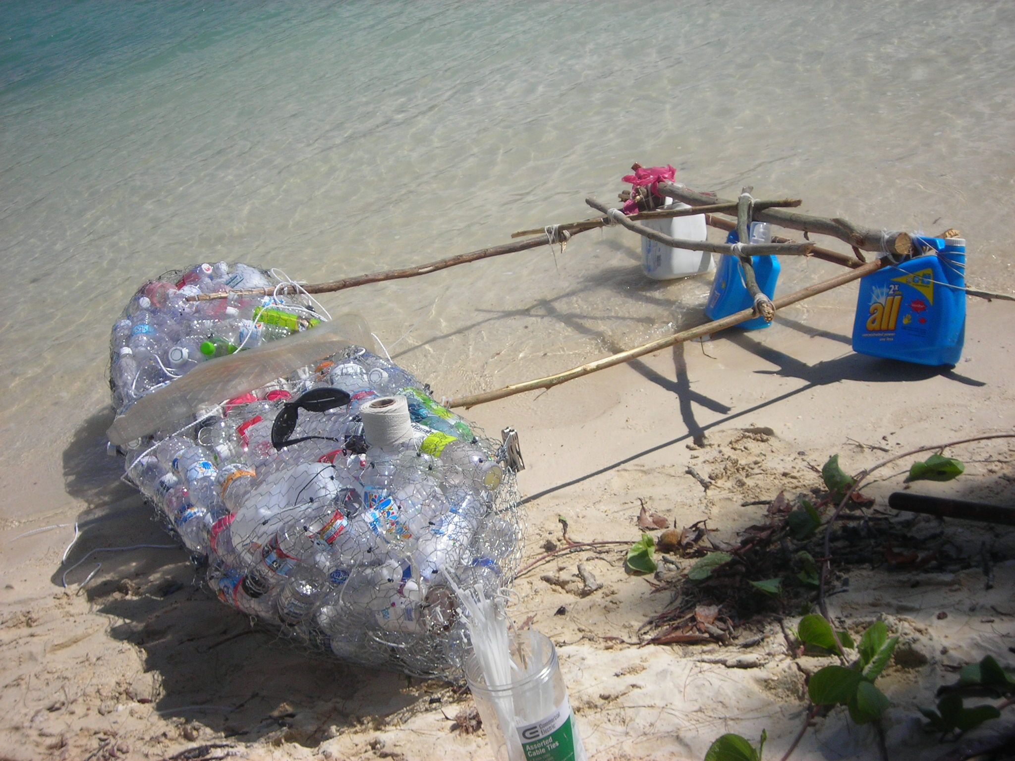 Water Bottle Kayak With Outrigger 9 Steps (with Pictures) Instructables