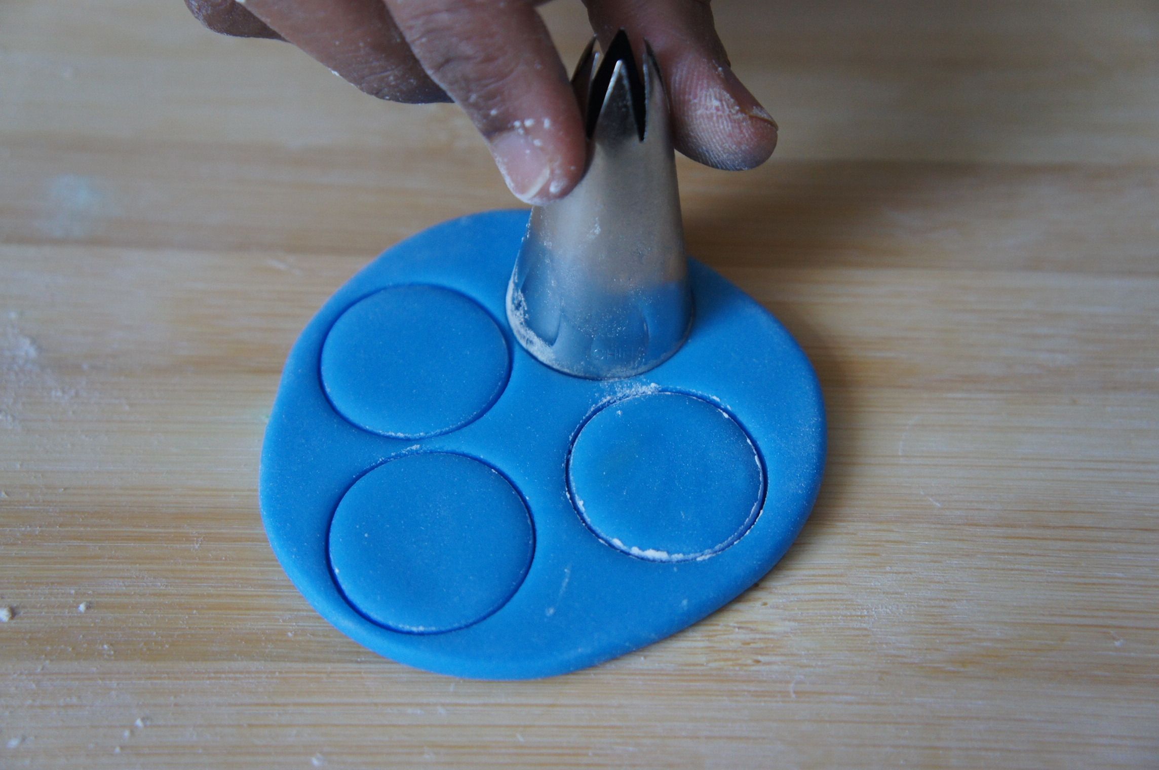 Edible Fondant Rings 4 Steps (with Pictures) Instructables