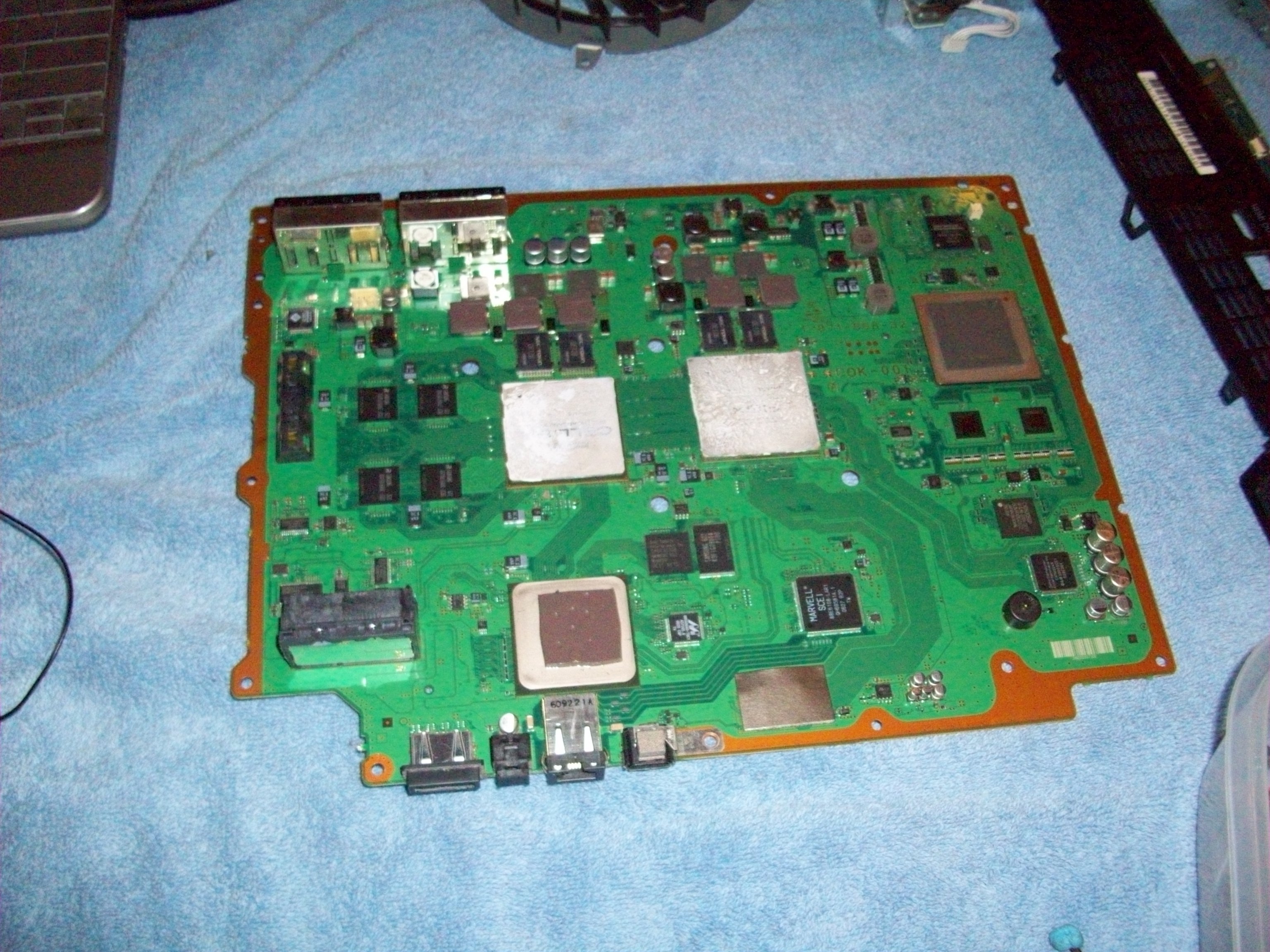 How to Fix a YLOD PS3... With an Oven. 8 Steps (with Pictures