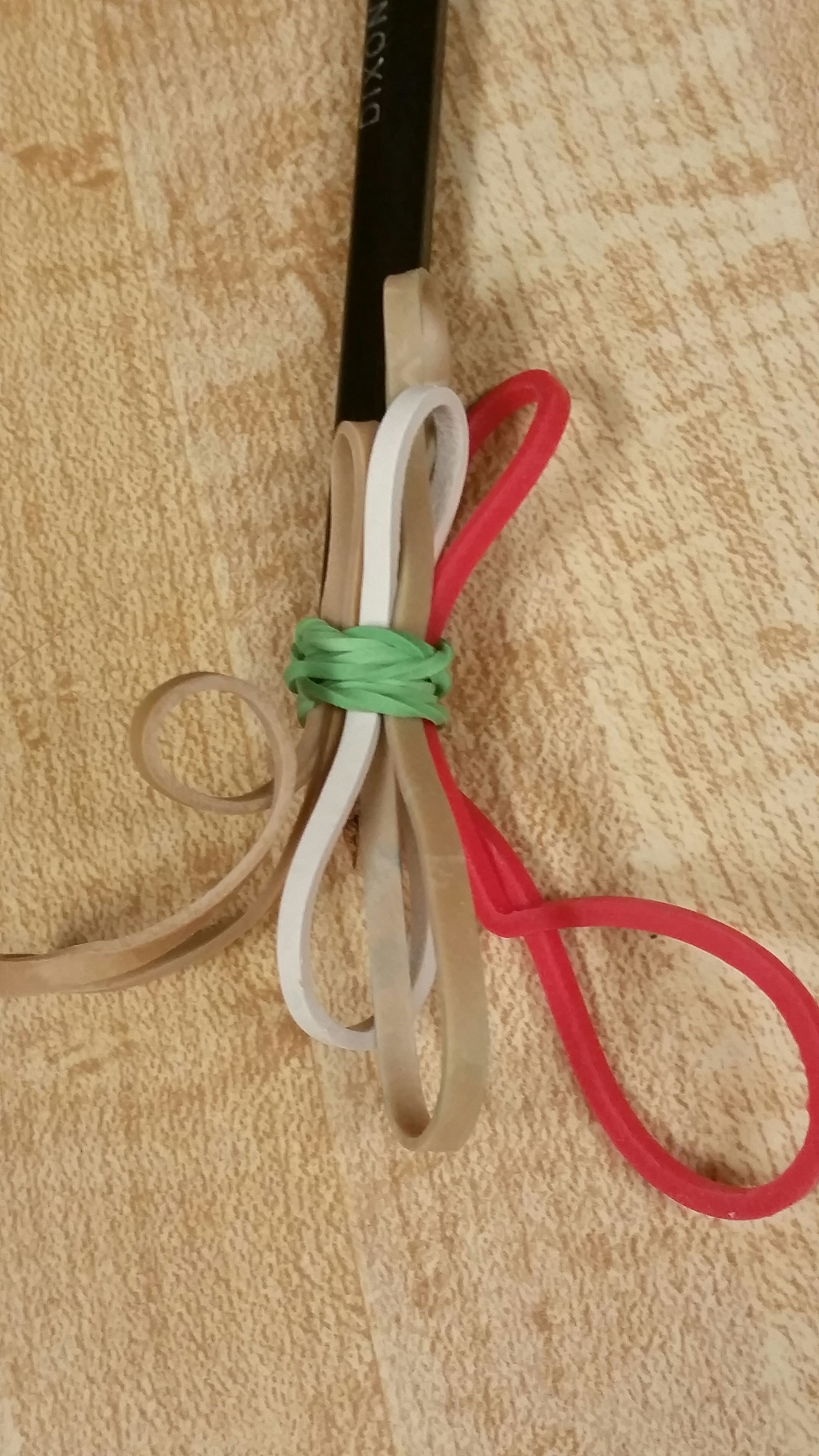 3 Ways to Paint With Rubber Bands 6 Steps Instructables