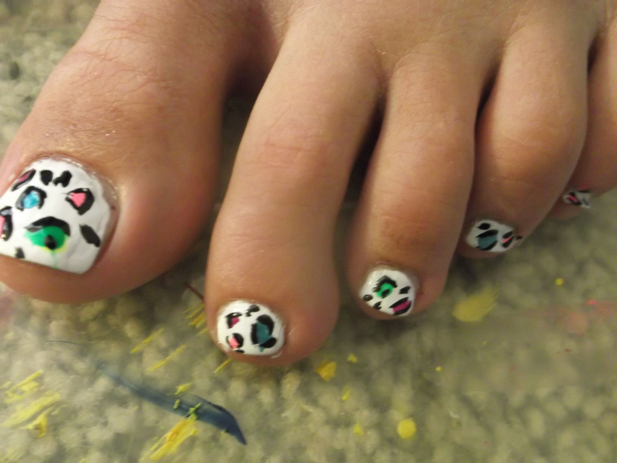 DIY guide for Cheetah Print Nails with step-by-step instructions