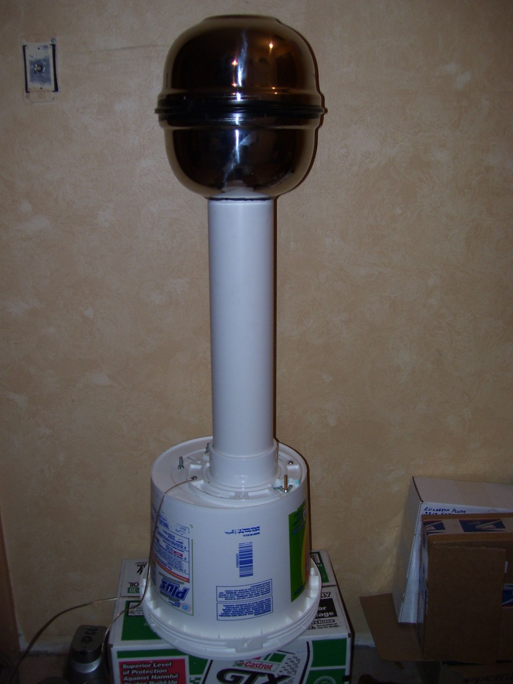 120,000 Volt Van De Graaff Generator