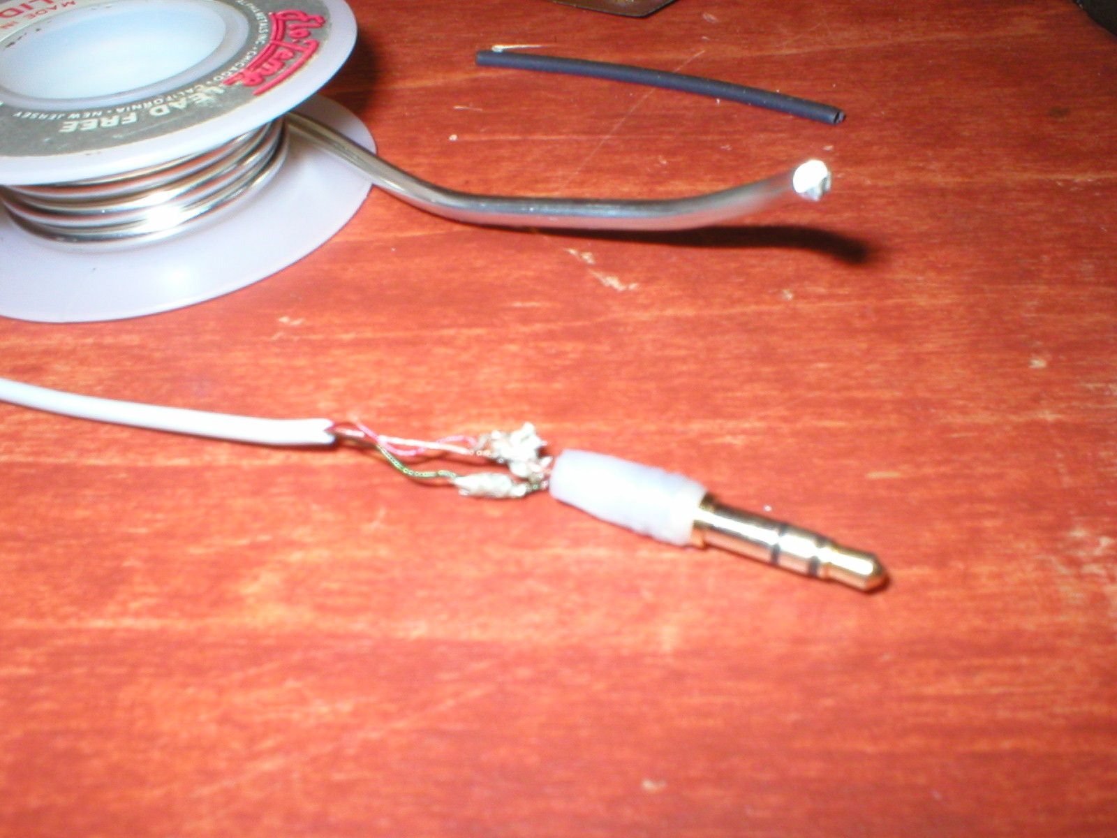 How to Fix Earbuds 5 Steps Instructables