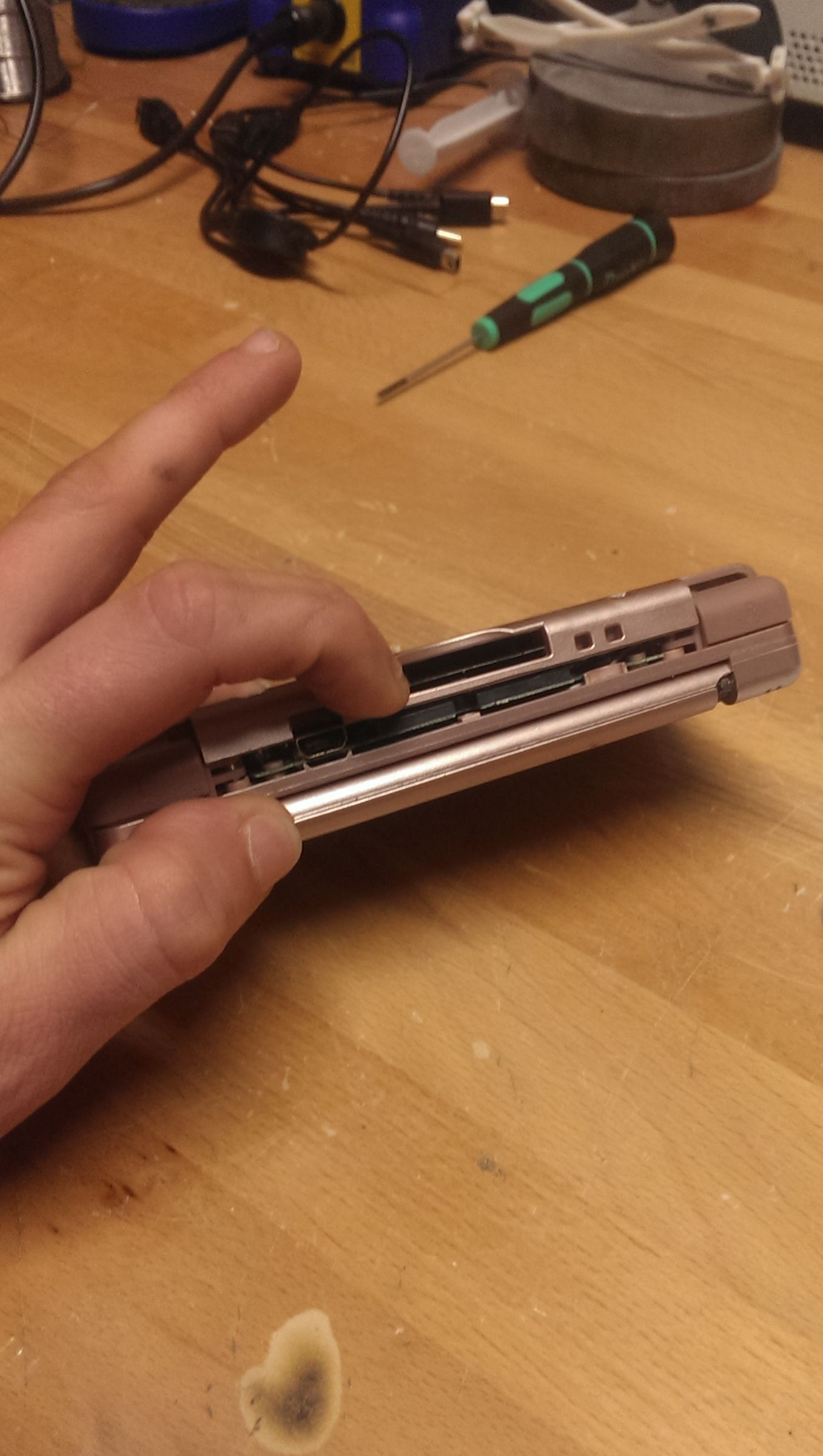 How to Fix a Broken Ds Lite 16 Steps Instructables