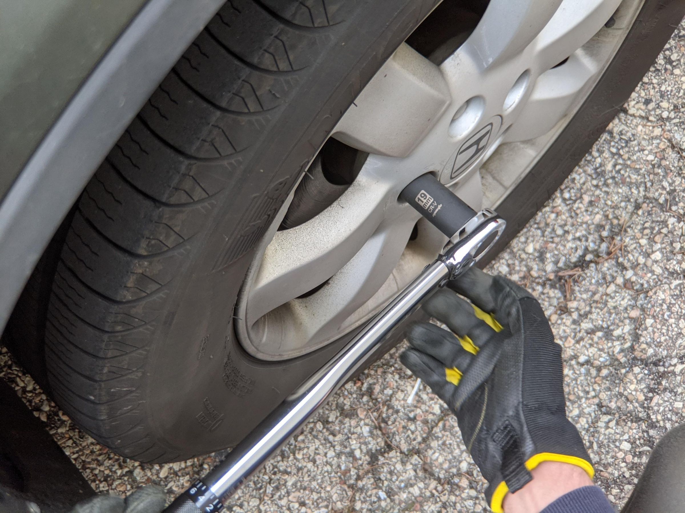 How to Change Your Own Tires! 7 Steps (with Pictures) Instructables