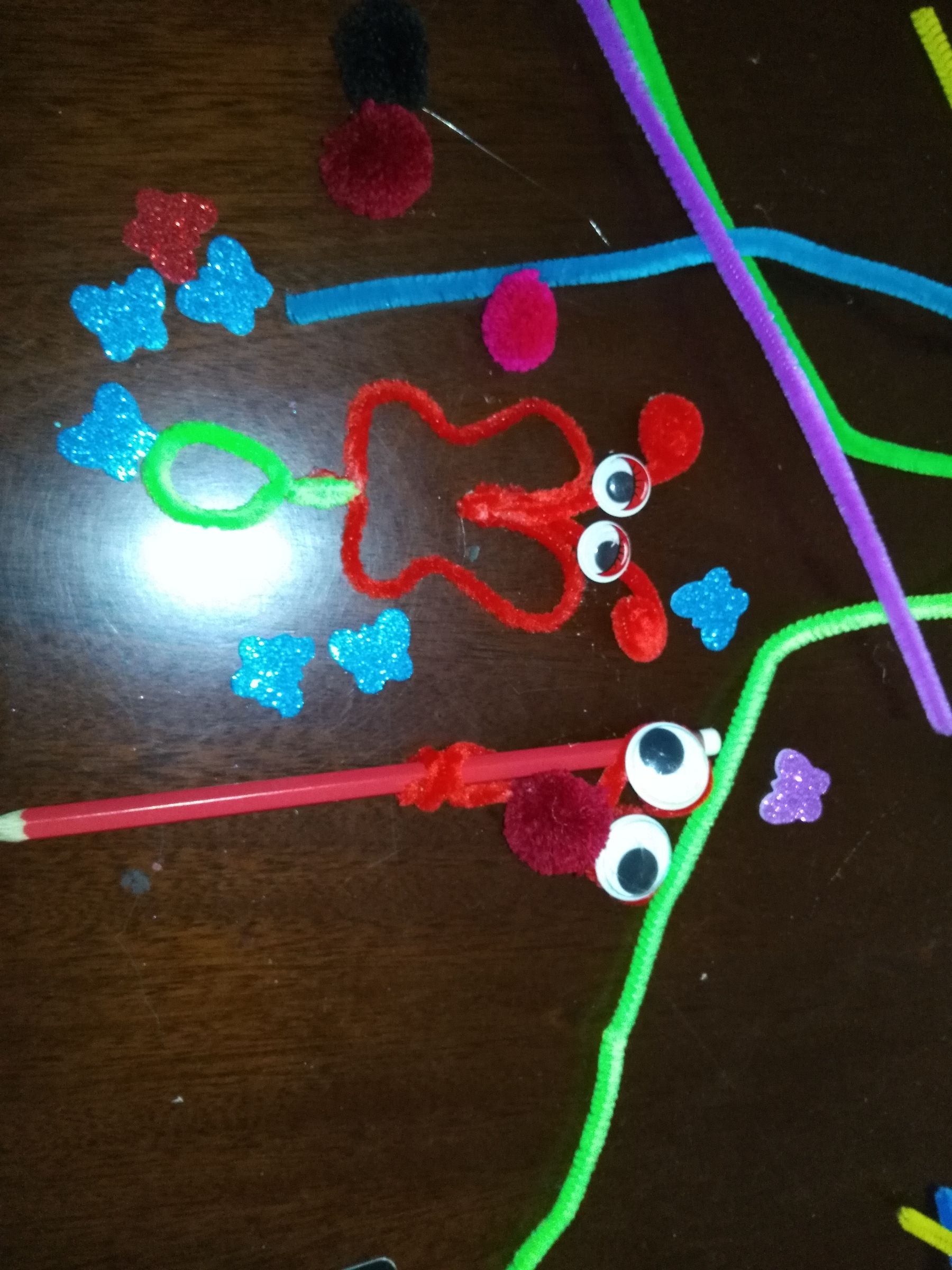 2 ideas with pipe cleaners DIY Project DIY Project Image