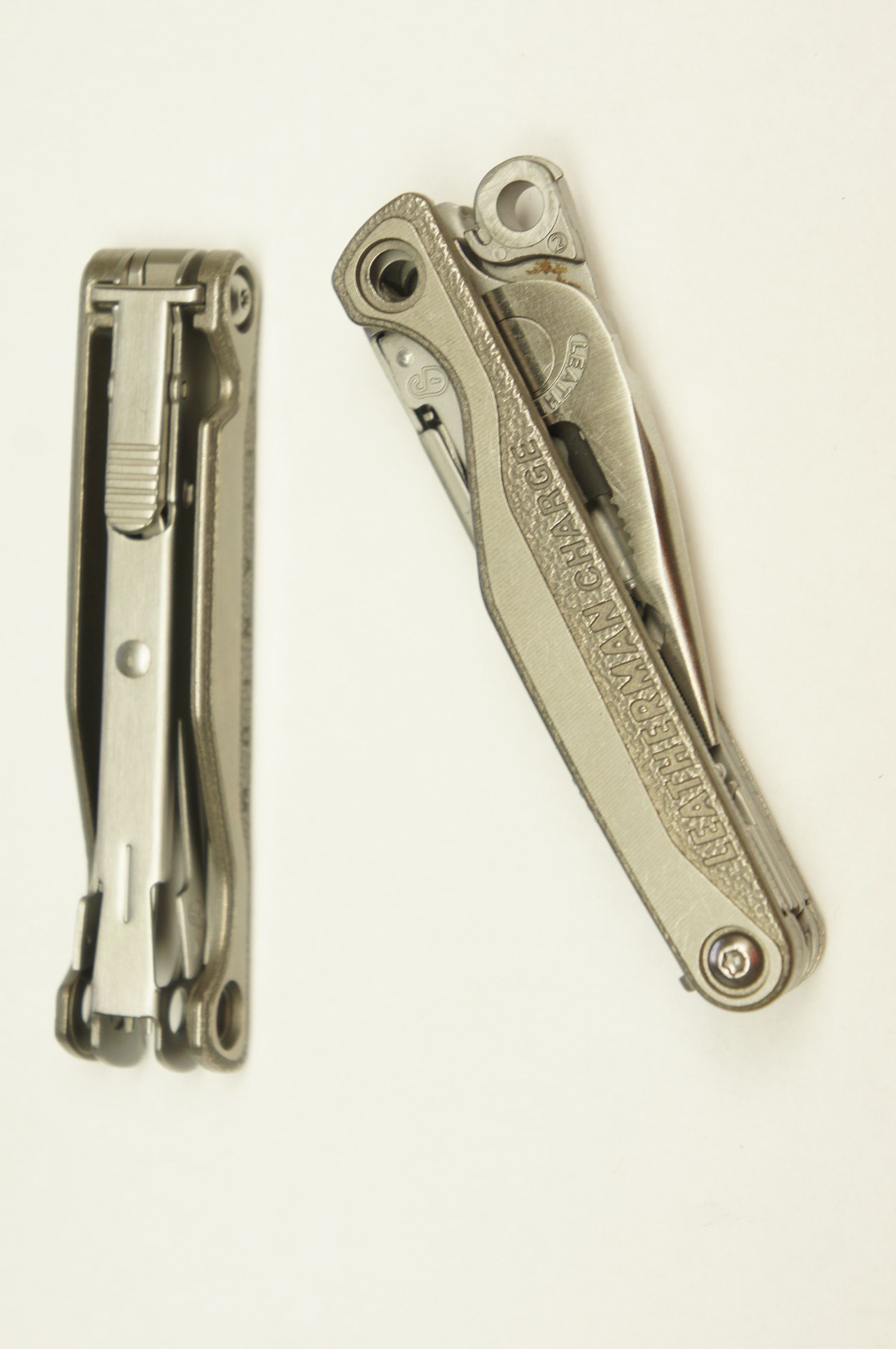 How to Take Apart and Reassemble a Leatherman Charge TTi 14 Steps