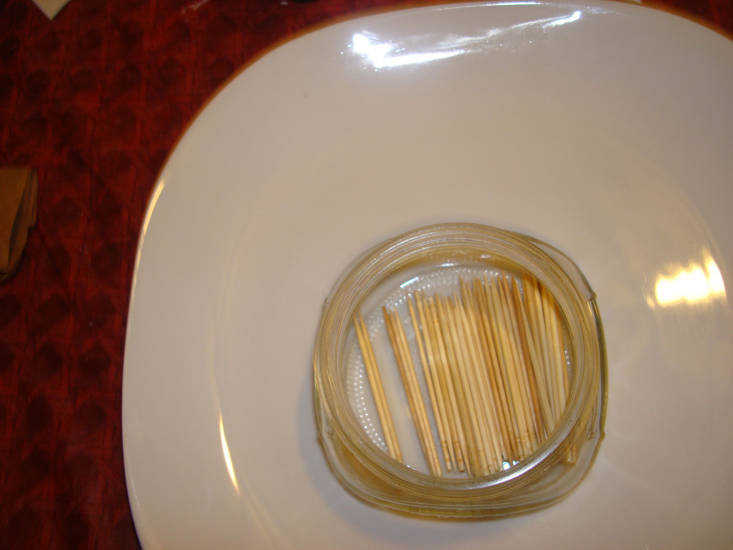 How to Make Hot Cinnamon Tooth Picks by Infusing 6 Steps (with