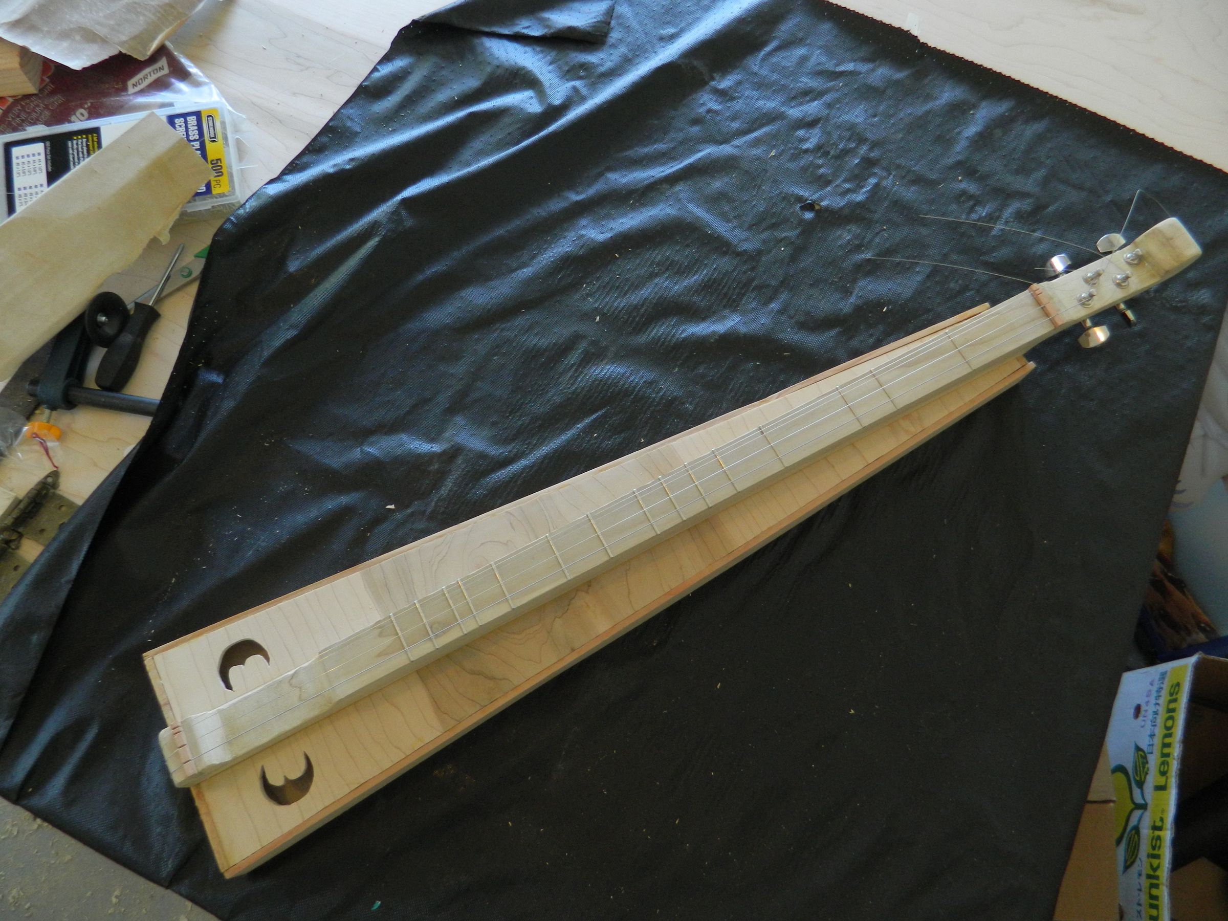 How to Make a Dulcimer Without Power Tools 6 Steps (with Pictures