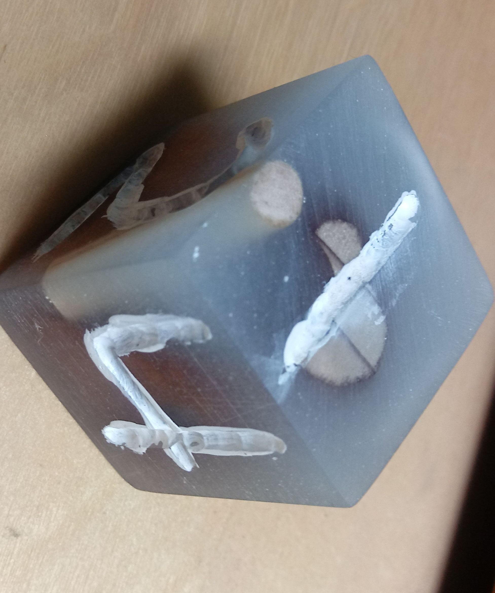 6 sided resin and wood die DIY Project DIY Project Image