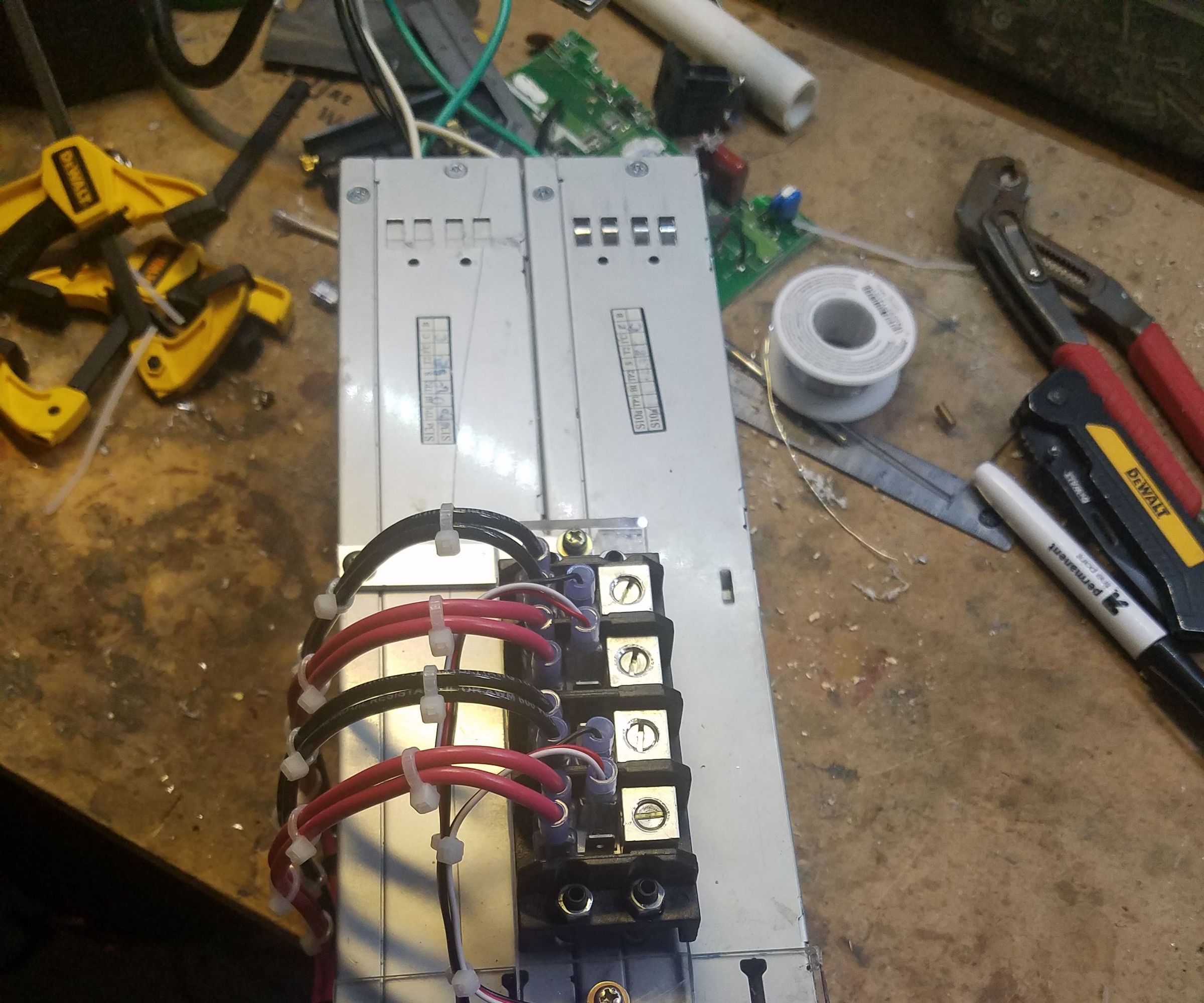 1200w 12/24v dc power supply for cheap DIY Project DIY Project Image