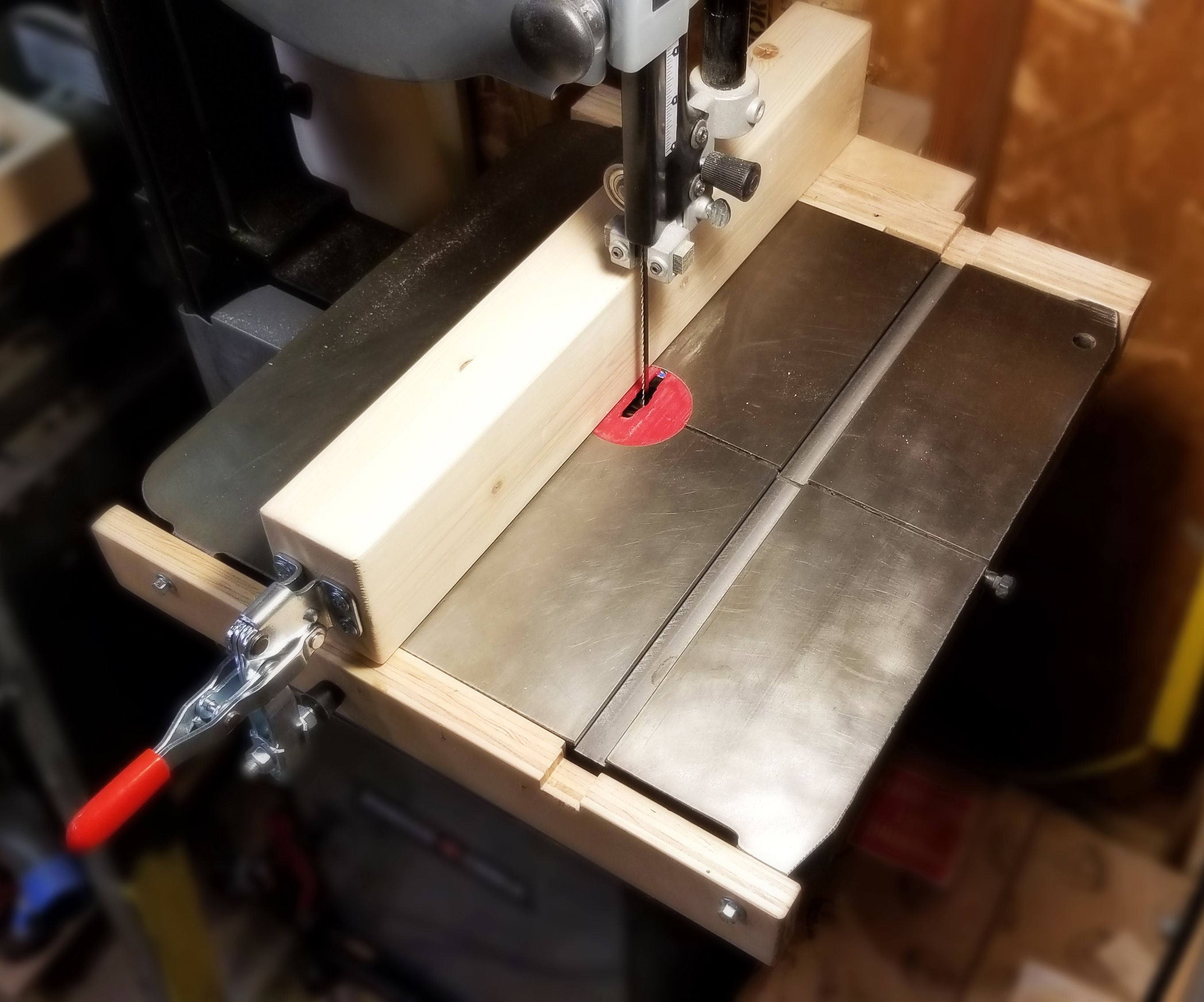 Quick Release Bandsaw Fence 11 Steps With Pictures Instructables - Diy Bandsaw Rip Fence Quick Release Bandsaw Fence 11 Steps With Pictures Instructables - Diy Bandsaw Rip Fence