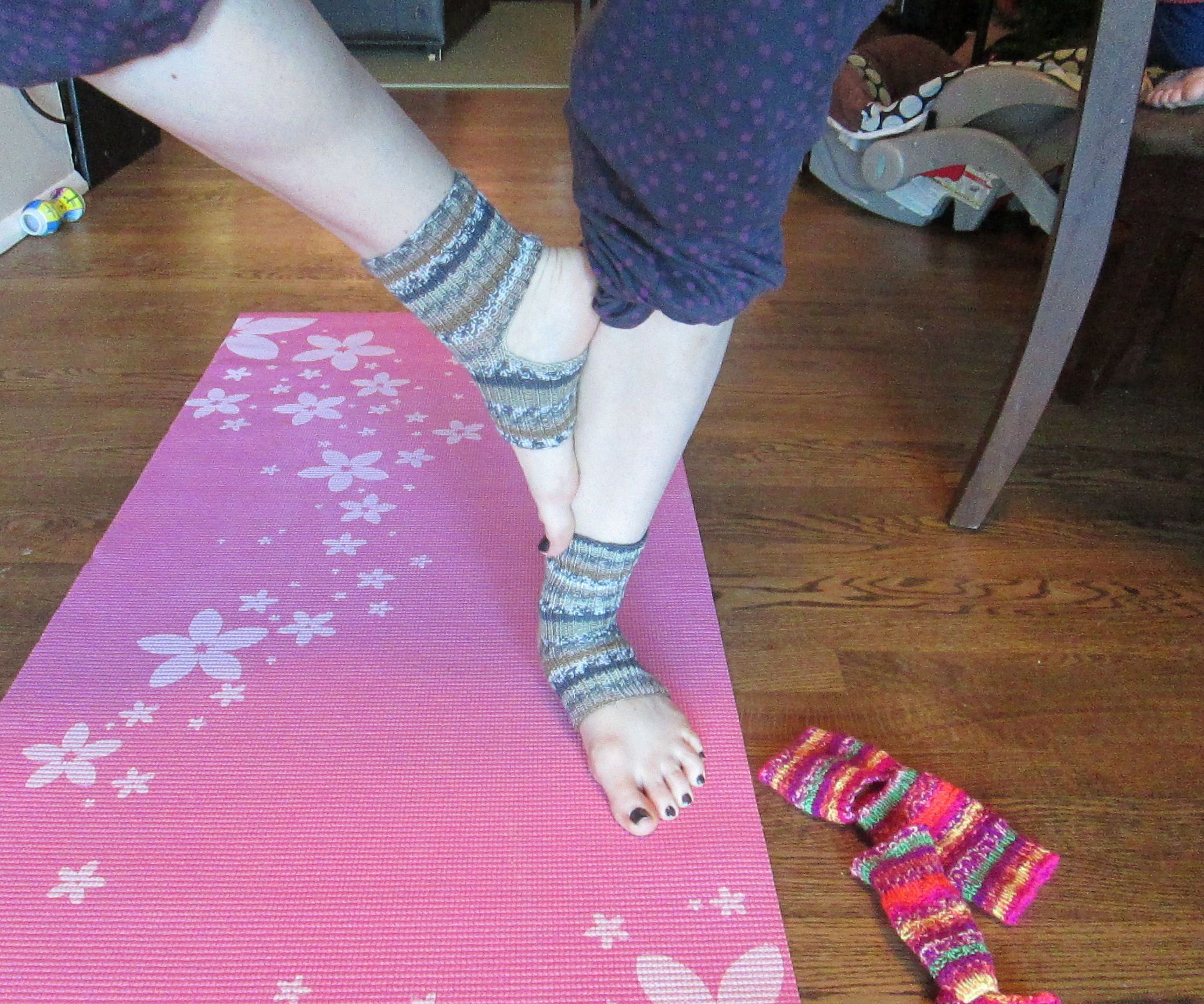 Yoga Socks 7 Steps Instructables