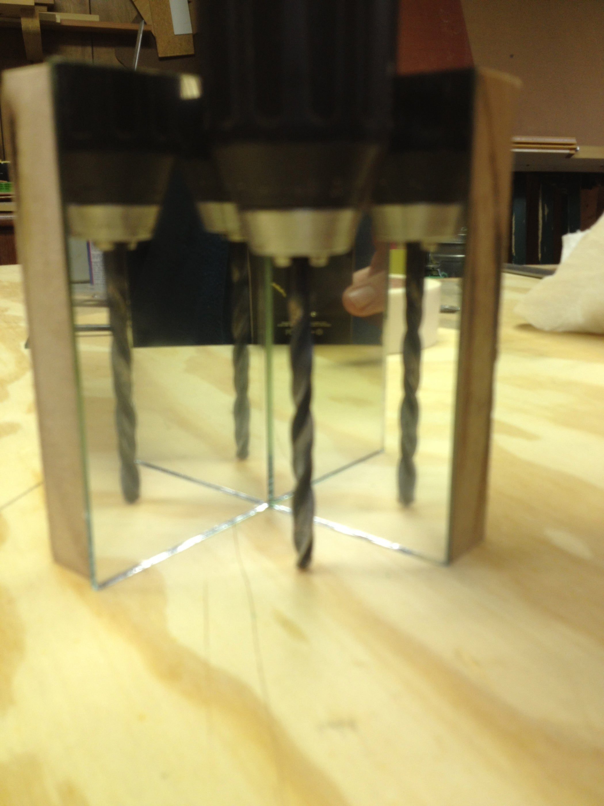 Double Mirror Right Angle Drilling Guide 3 Steps (with Pictures