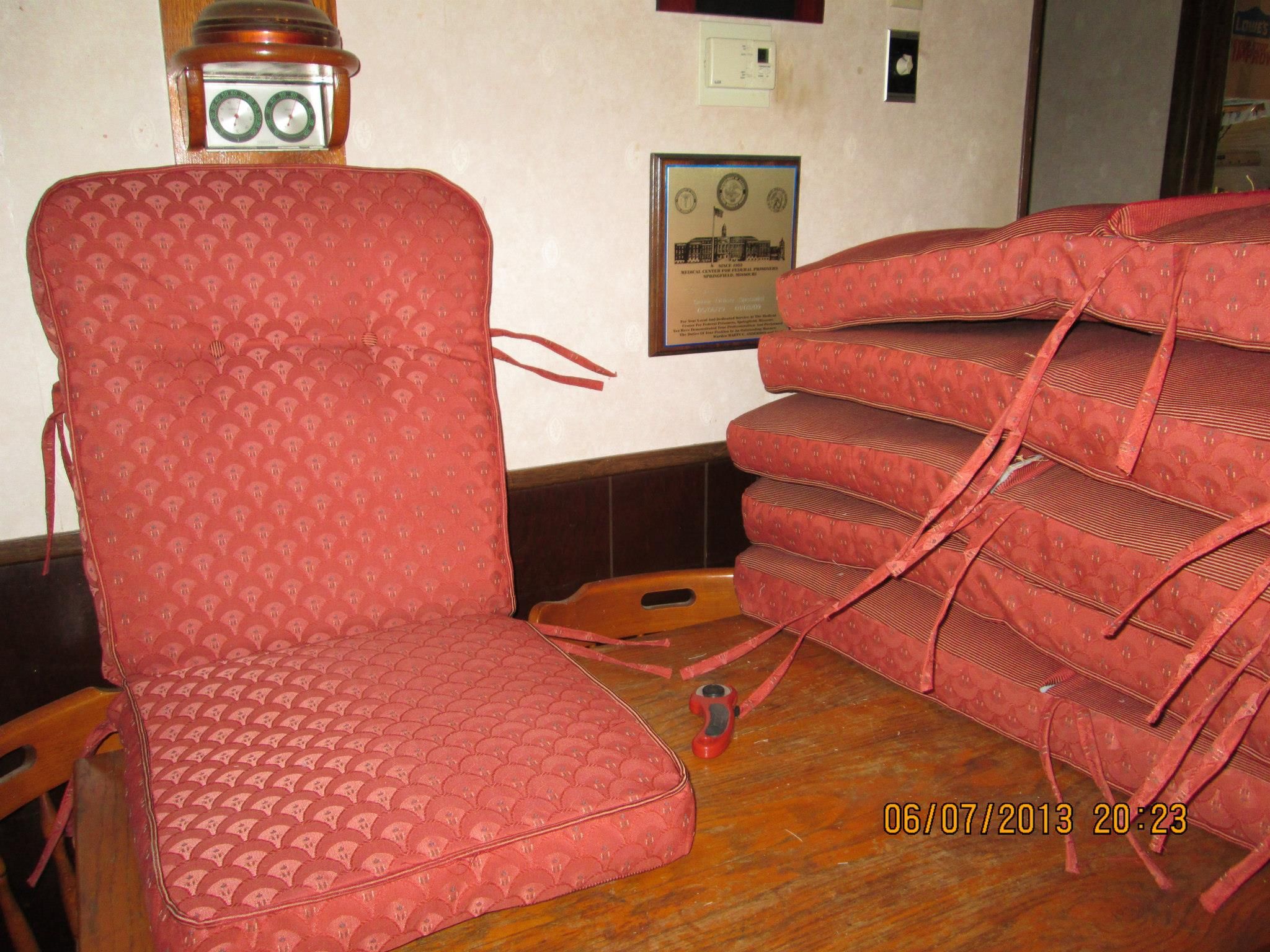 How to Recover Outdoor Furniture Cushions 8 Steps Instructables