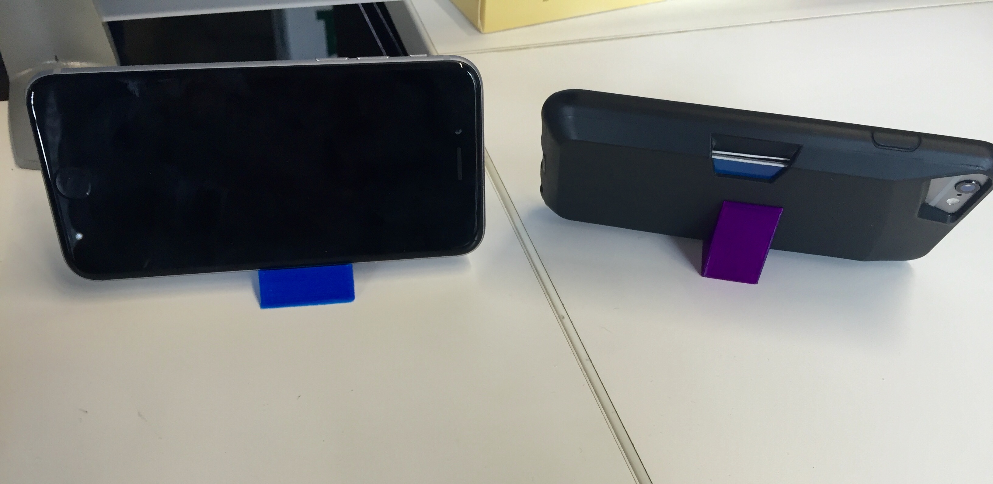 Design and 3D Print a Phone Stand : 5 Steps - Instructables
