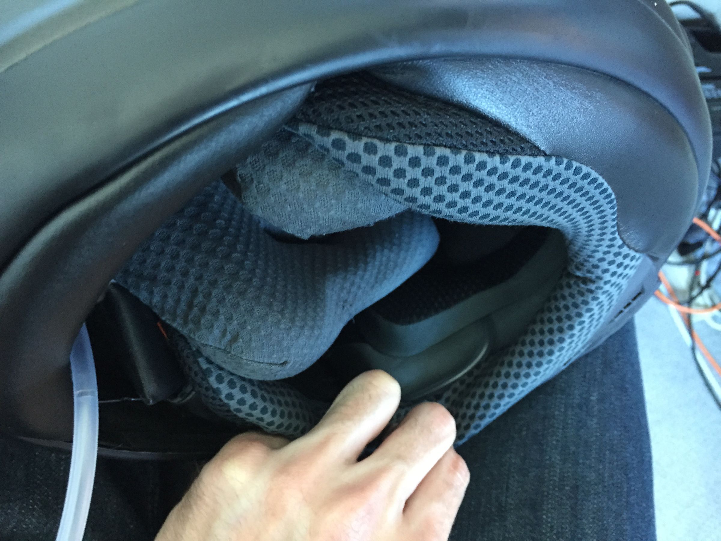 Nodrill Motorcycle Helmet MotoGP Hydration Mod 8 Steps (with