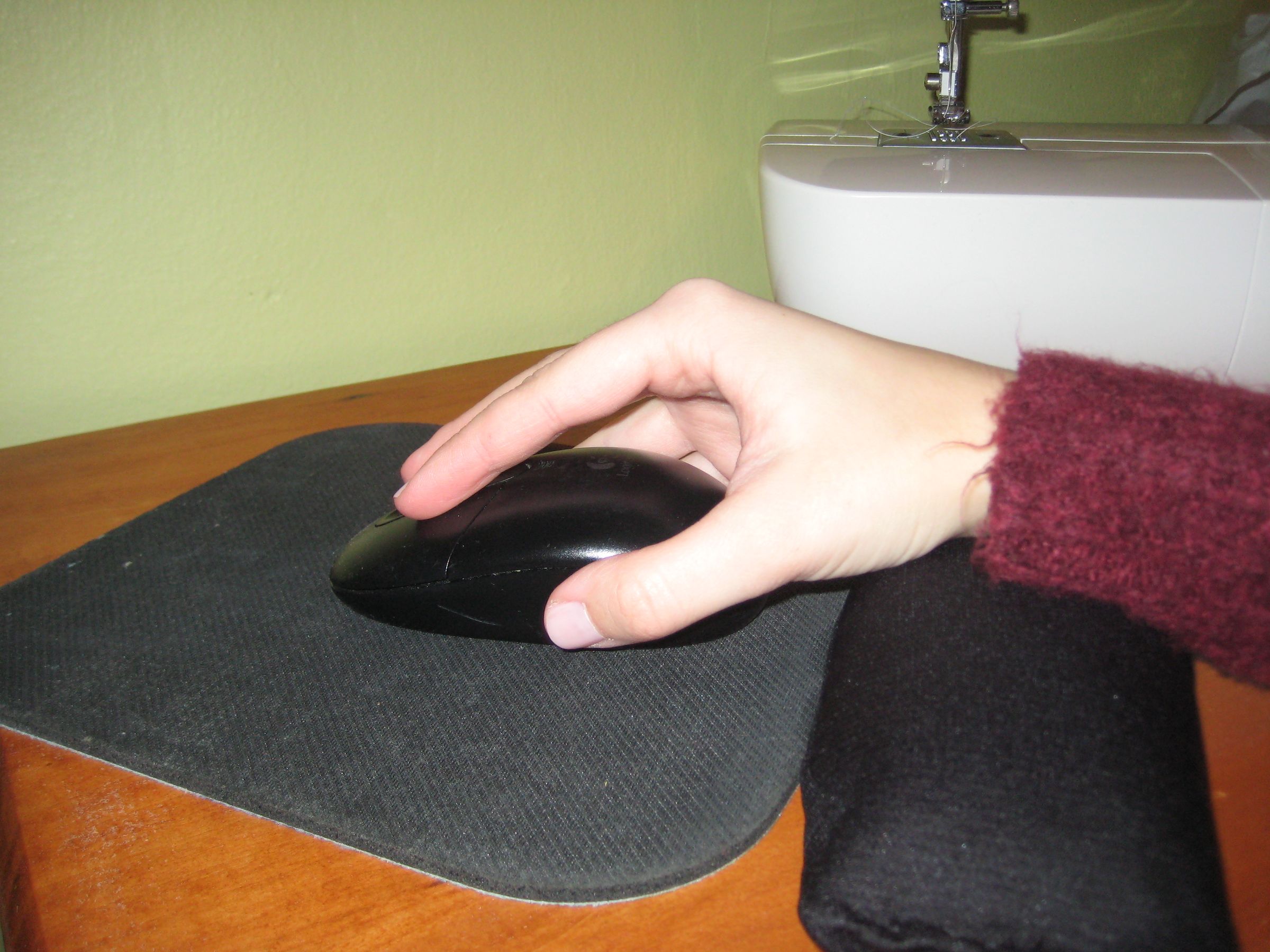 Mouse Pad WristRest 10 Steps Instructables