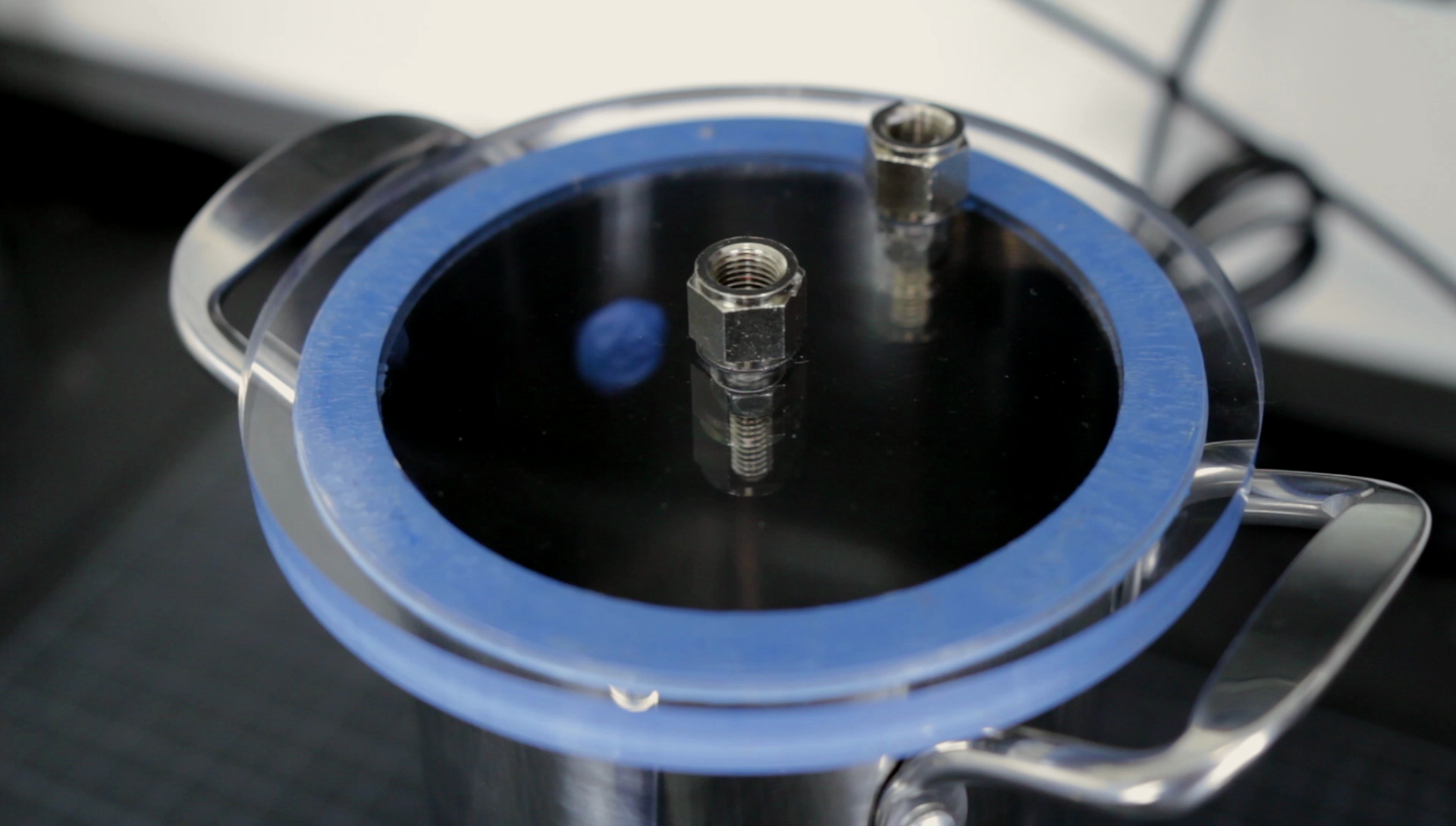 How to Make a Vacuum Chamber 6 Steps (with Pictures) Instructables