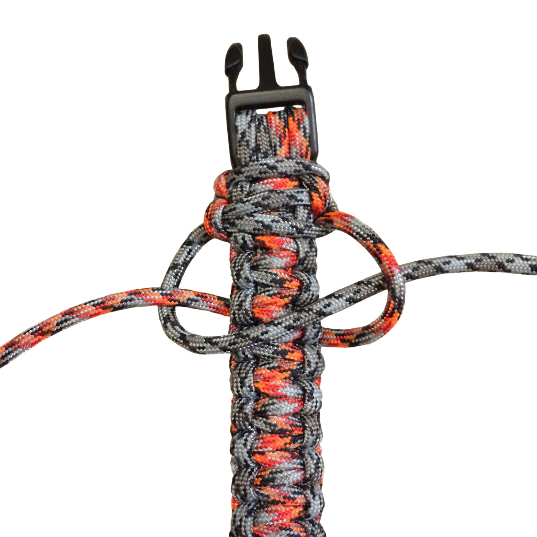 How to Make a Survival Bracelet 8 Steps Instructables