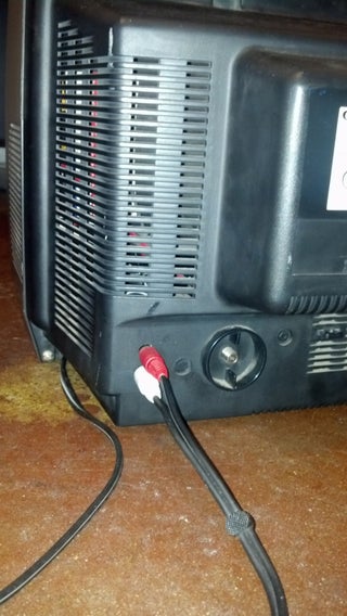 Adding Stereo Output To A Crt Television 3 Steps Instructables