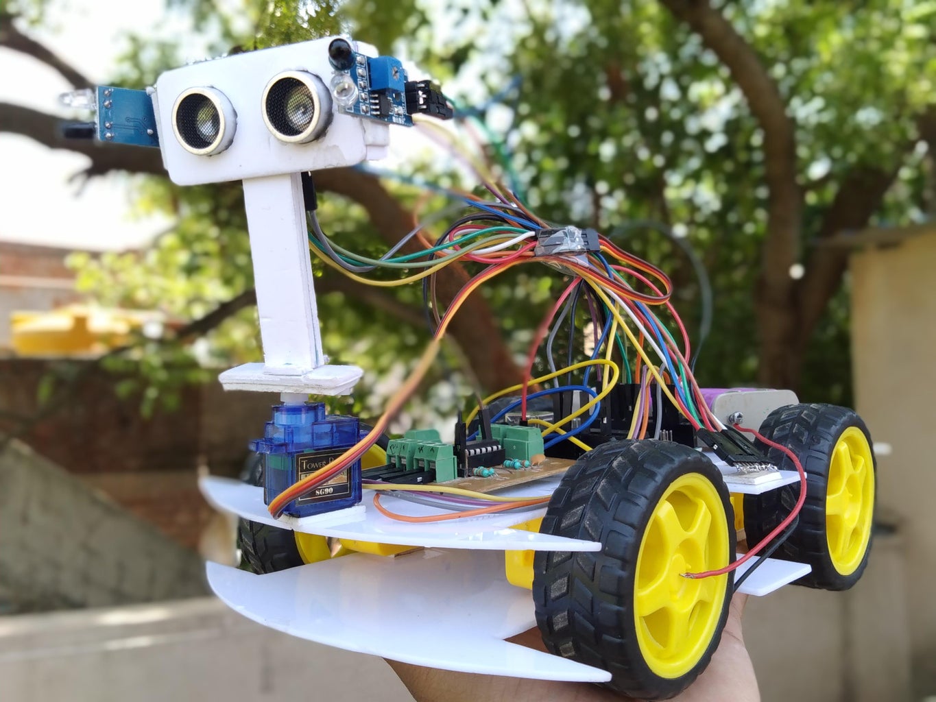Follow Me Robot OR Object Follower Using Arduino : 7 Steps - Instructables