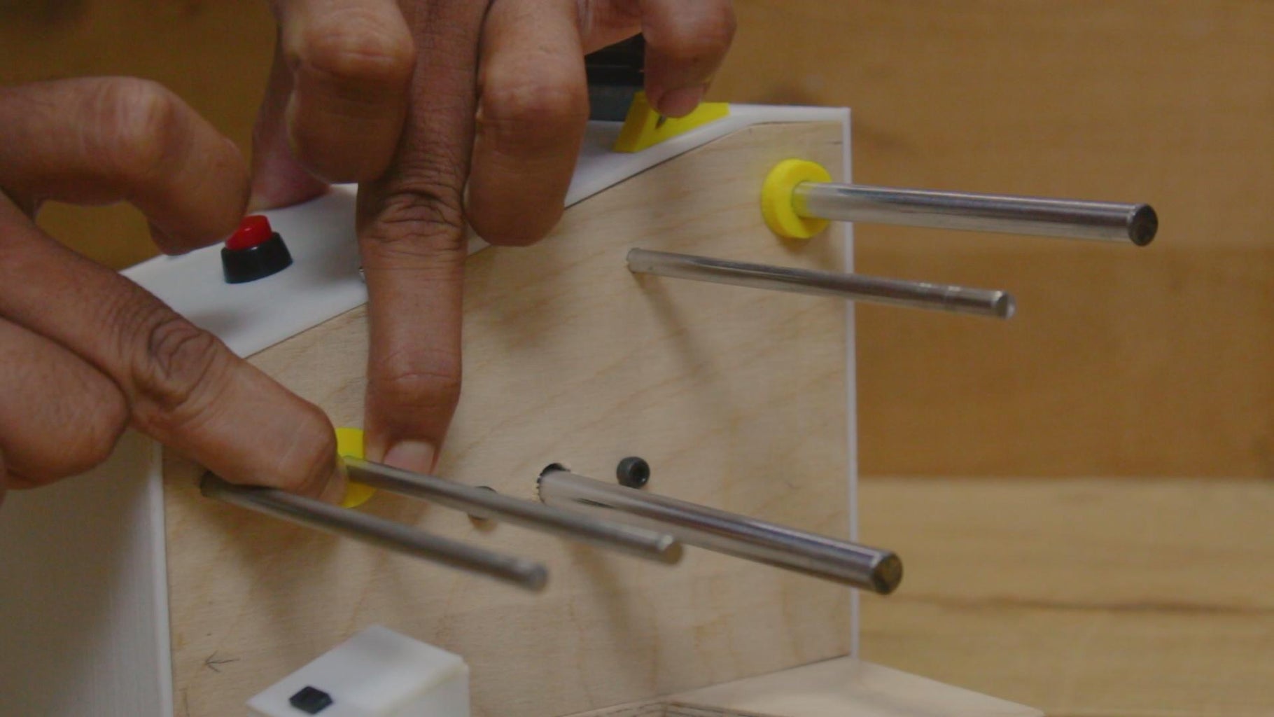 DIY Arduino Based Auto Label Dispenser Machine : 4 Steps (with Pictures ...