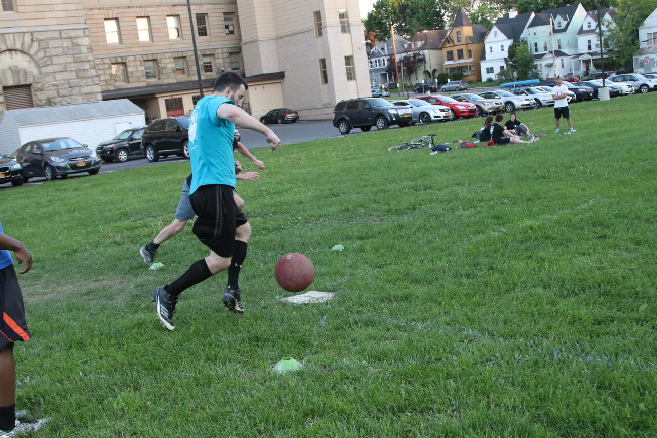 Adult kick ball Clearance