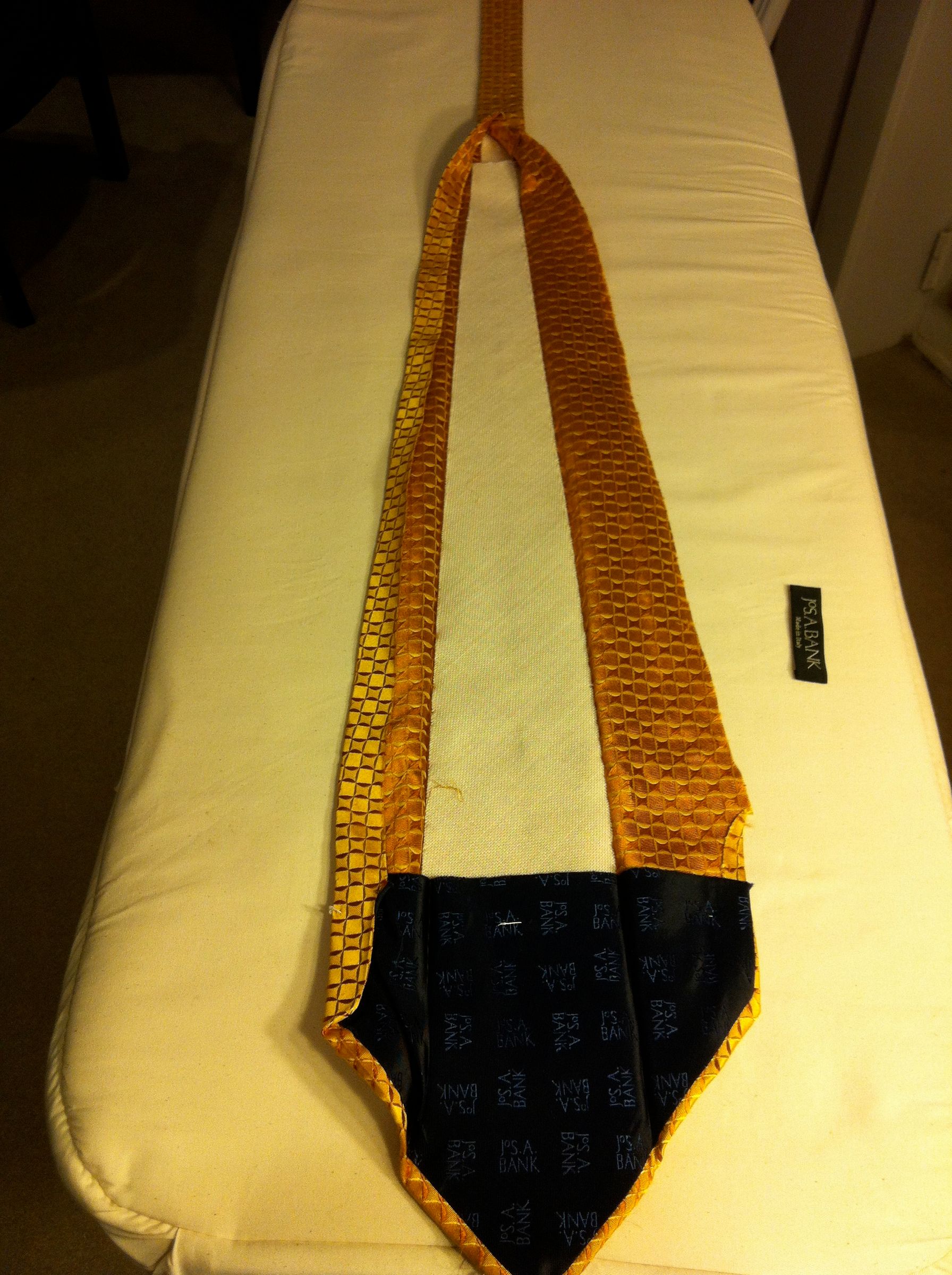 Turn a Wide Tie Into a Skinny Tie 4 Steps (with Pictures) Instructables