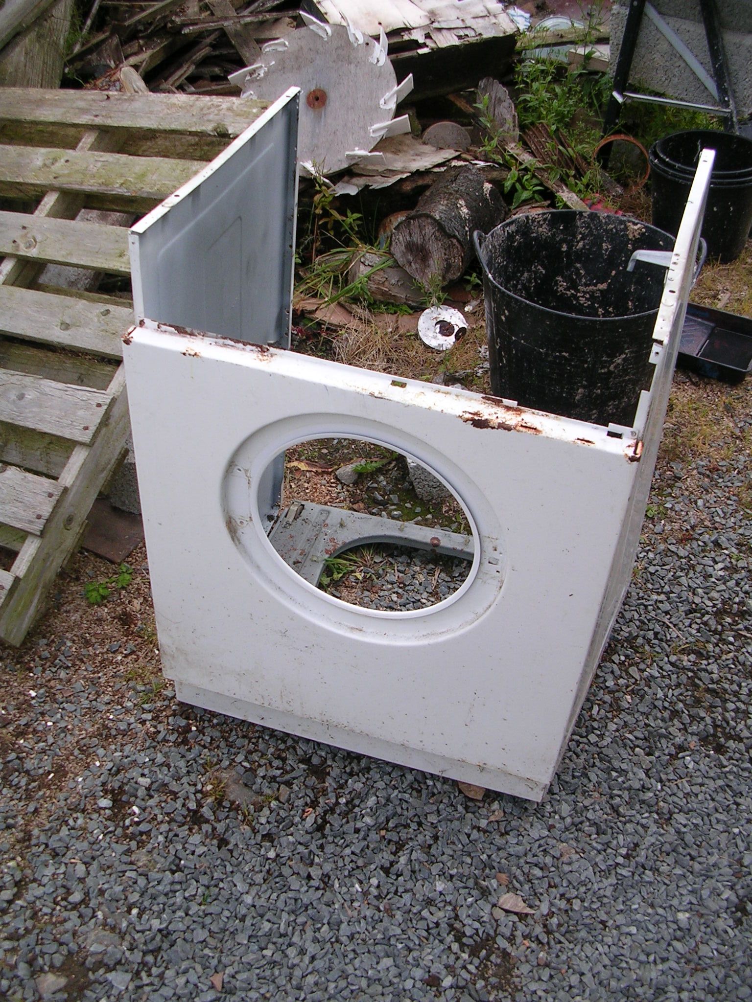 Is a Junk Washing Machine Really Junk? Usefull Materials for Cool Home Builds From a Dead