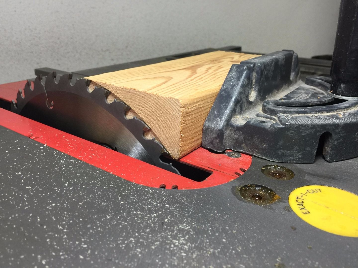 Tune Up Your Table Saw With a 2x4 : 9 