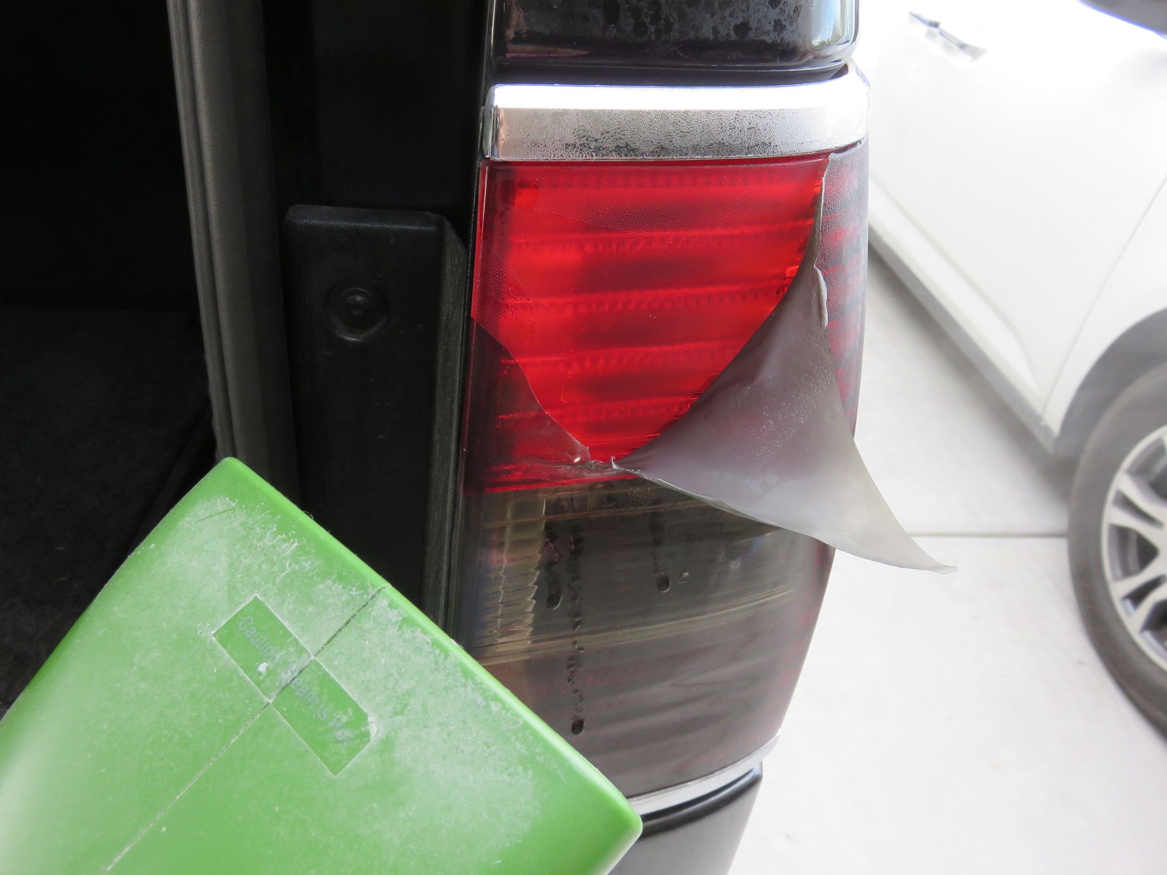 How to Tint Tail Lights With Adhesive Vinyl. 8 Steps (with Pictures