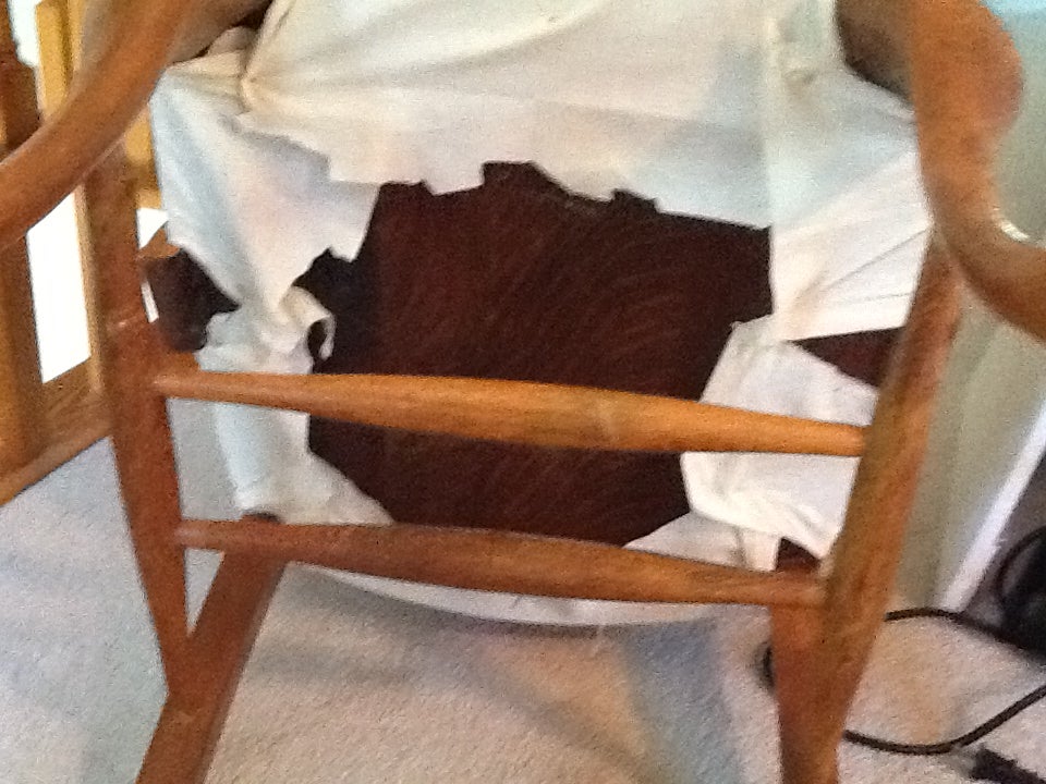 How To Upholster A Wooden Chair . How To Calculate Yardage To Reupholster A Dining Room Chair | Ehow.cOm.