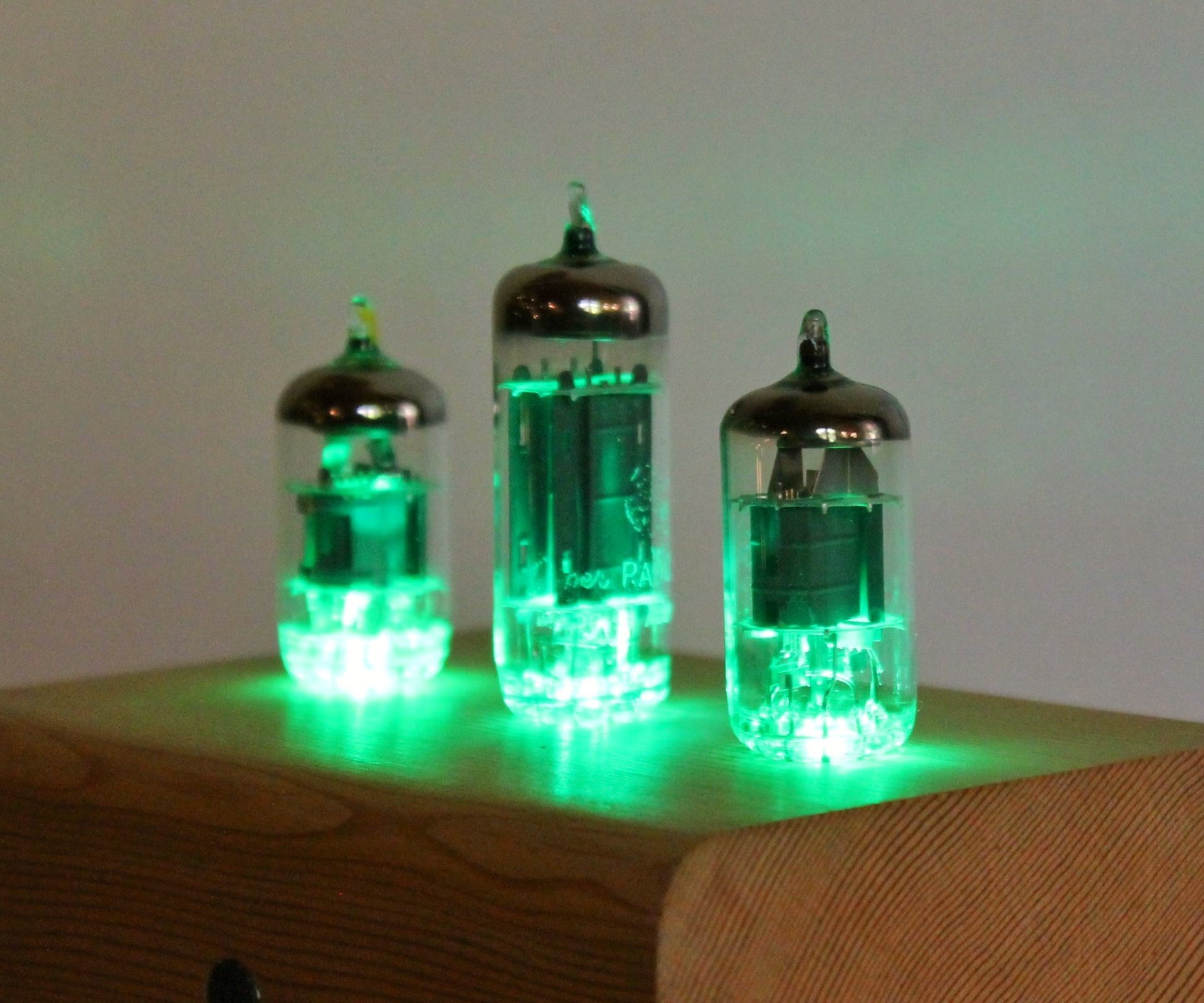 Vacuum Tube Lamp - Sound Reactive