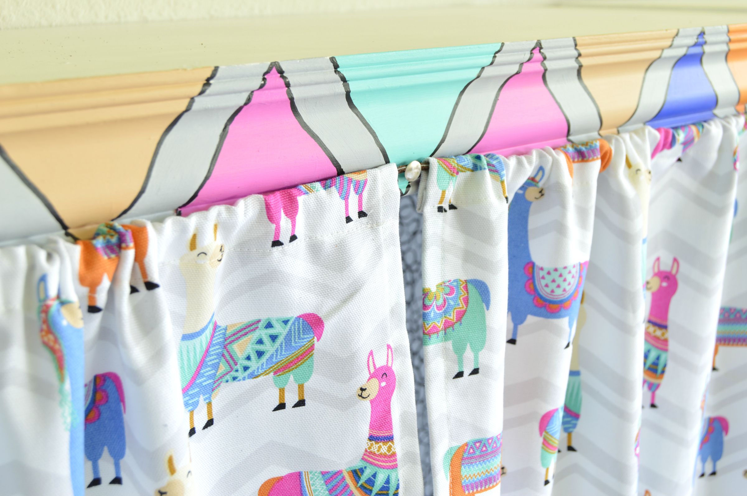 How to Add Curtains to Bookshelf Bookshelf Makeover 9 Steps (with