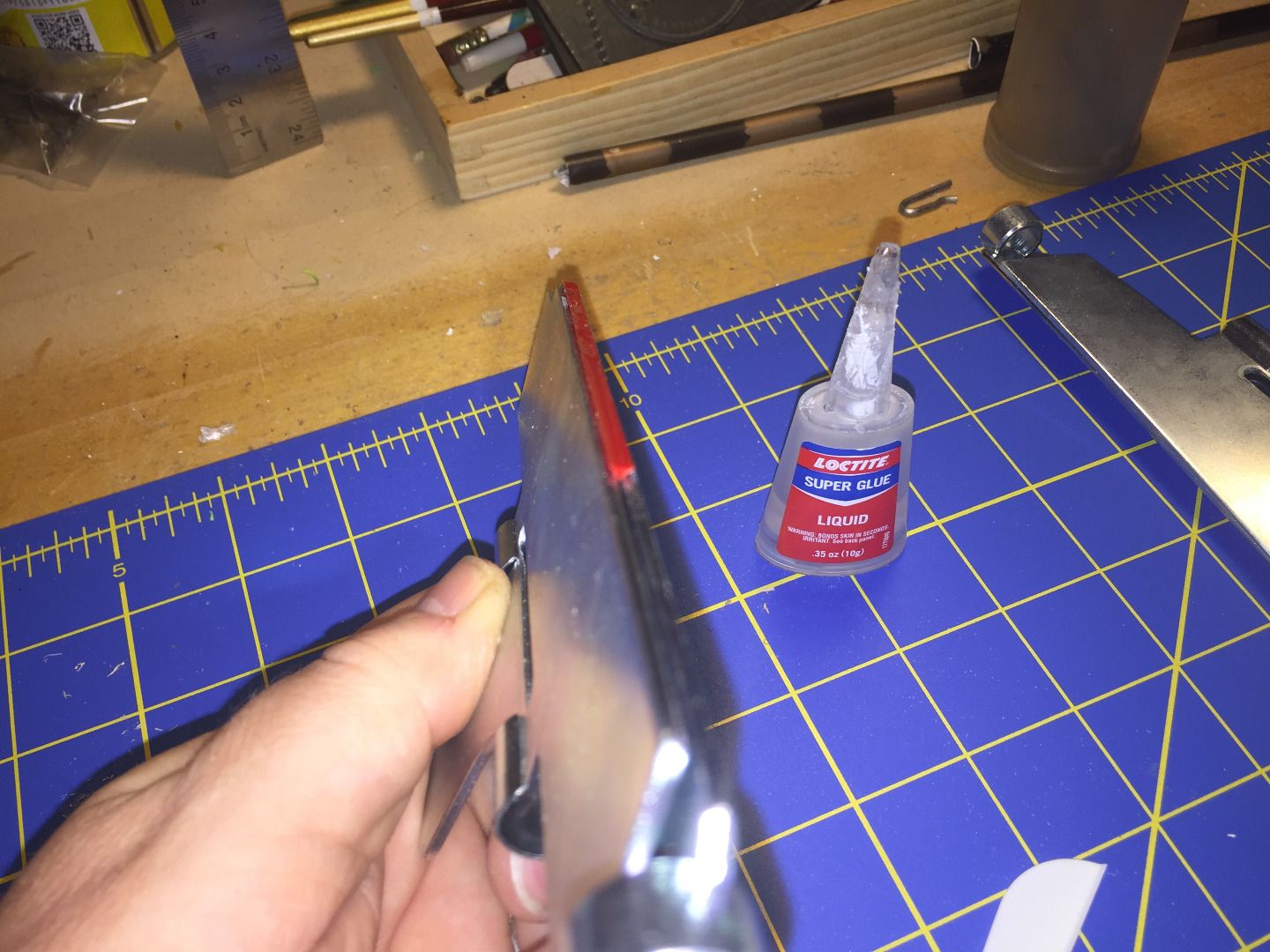 Refletching a Cheap Carbon Arrow 6 Steps (with Pictures) Instructables