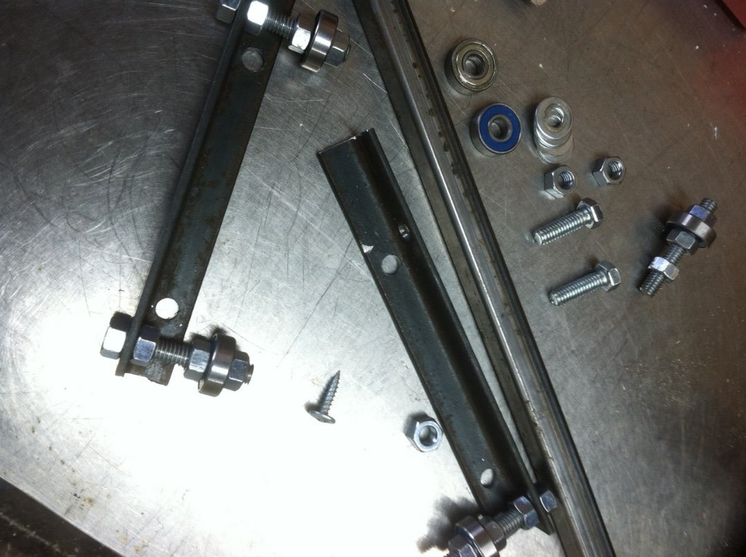 Diy Linear Slide (using Angle Iron and Bearings) : 3 Steps - Instructables