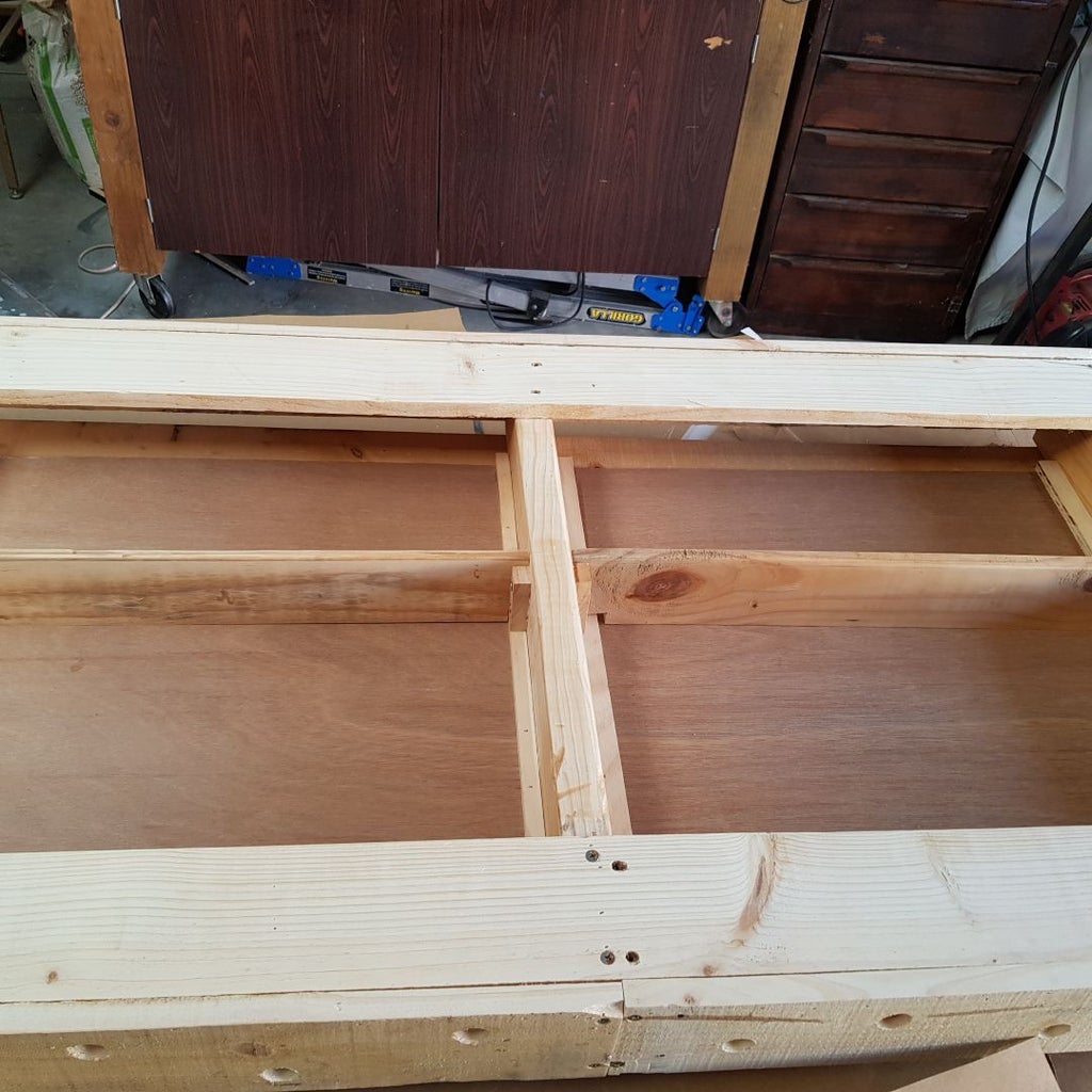 Wall Mounted Drop Down Pallet Bar 10 Steps With Pictures Instructables