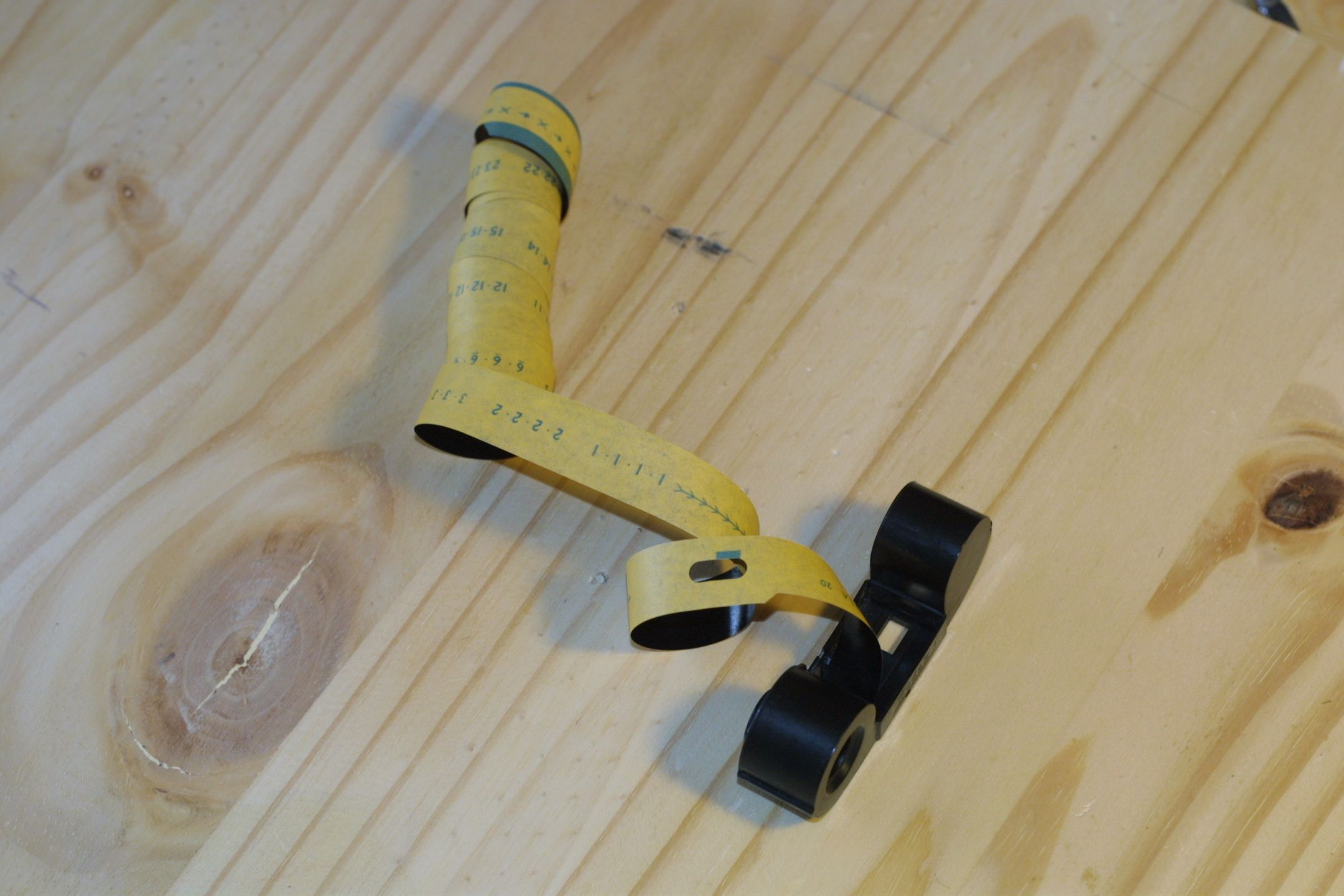 Disassemble And Reload A 110 Film Cartridge 8 Steps With Pictures Instructables