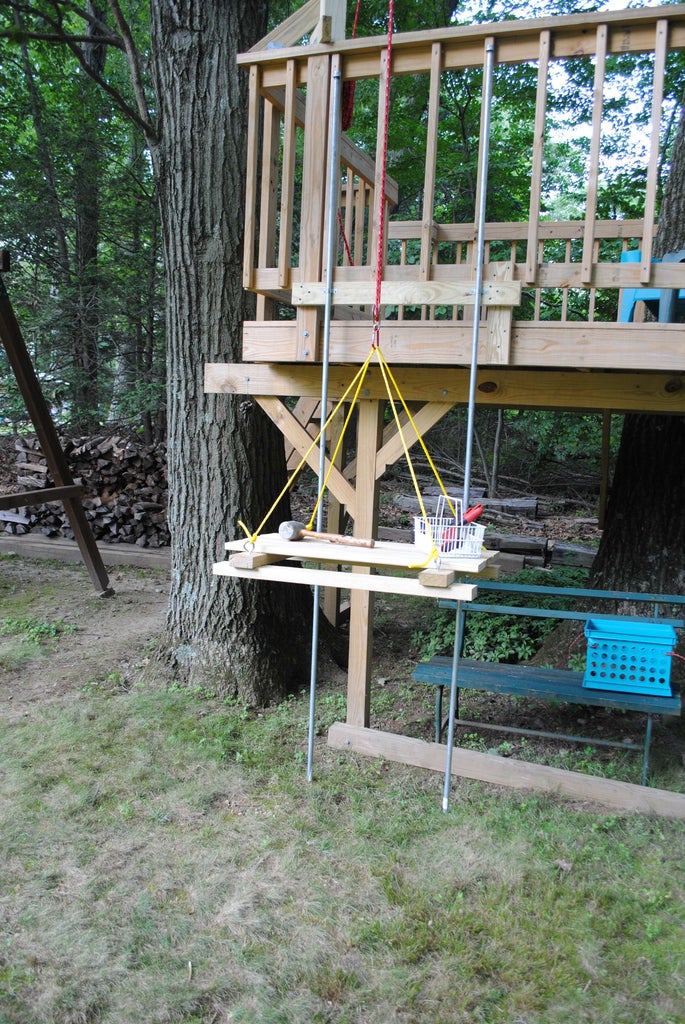 Diy Pulley System For Treehouse / How To Add A Bucket And Pulley To A
