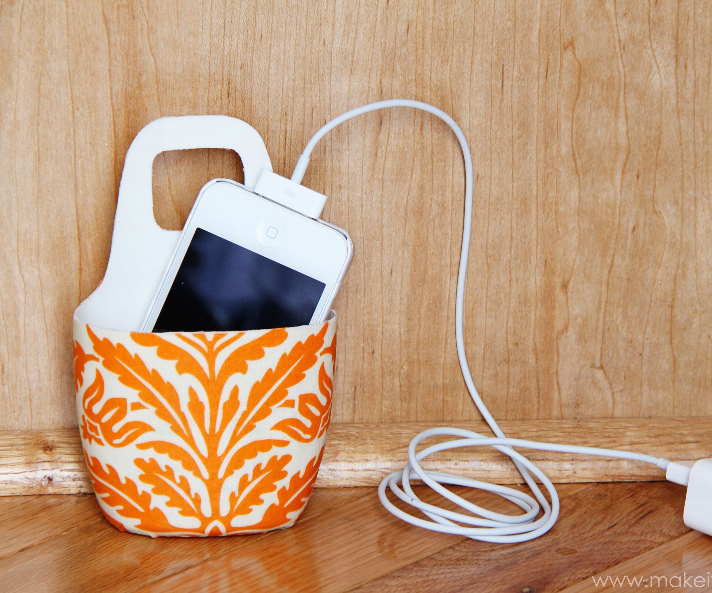 DIY guide for Cell Phone Holder with step-by-step instructions