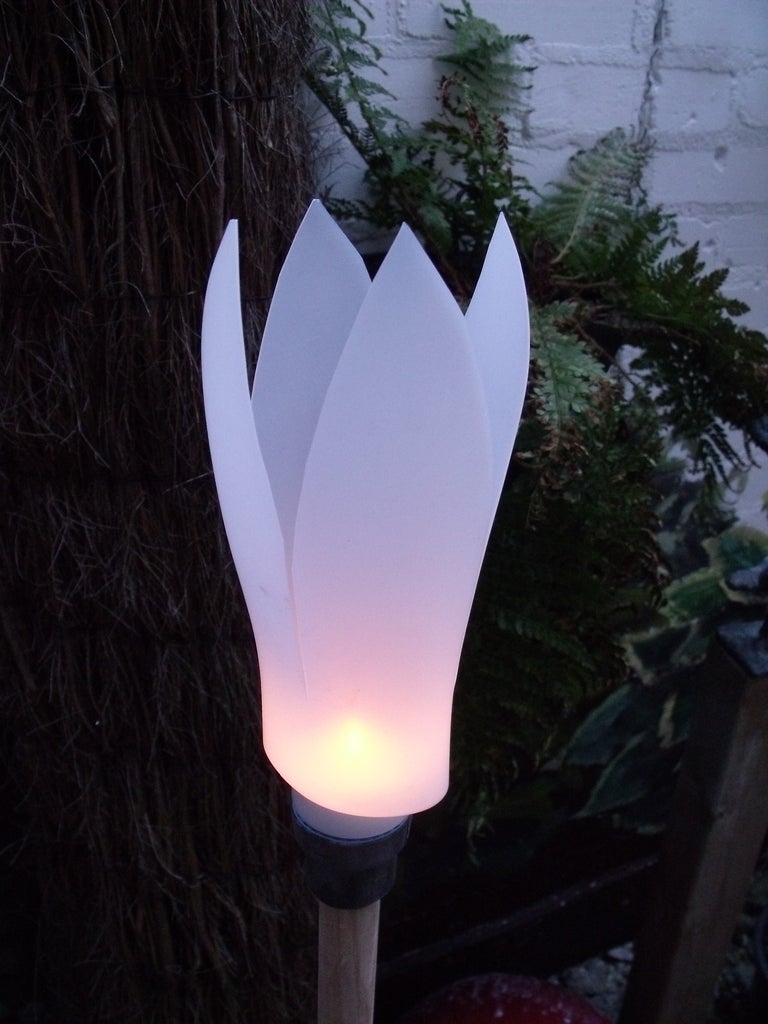 30 DIY Decorative Outdoor Lighting Projects for Your Patio & Garden