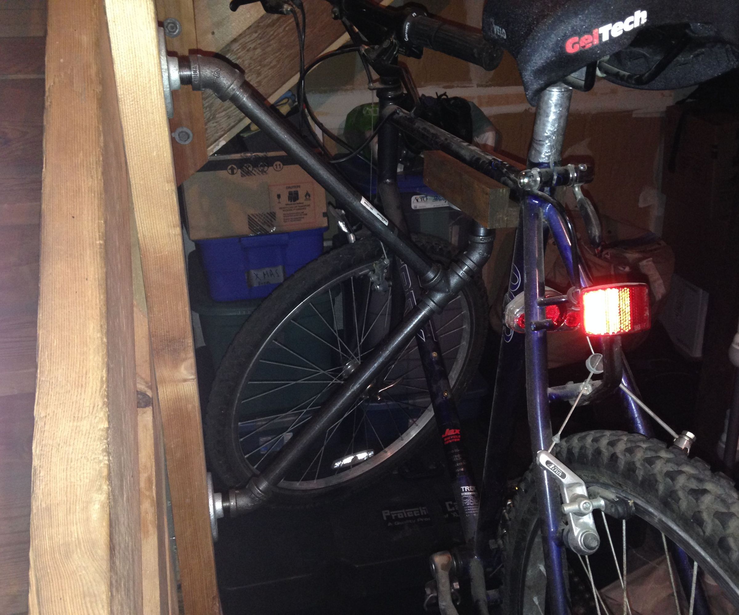 DIY guide for Bicycle Work Stand / storage with step-by-step instructions