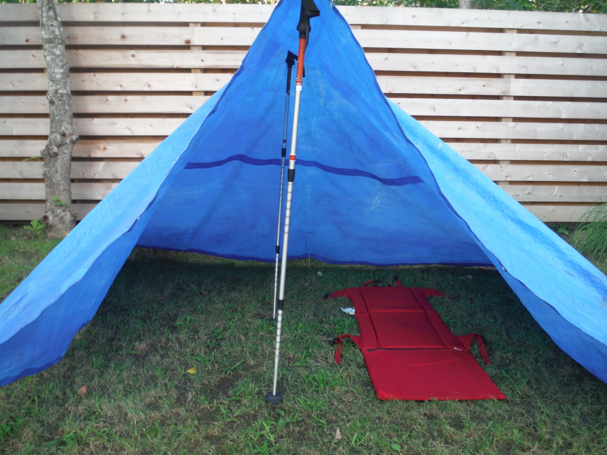 Trekking Pole Blue Tarp Tent 5 Steps (with Pictures) Instructables